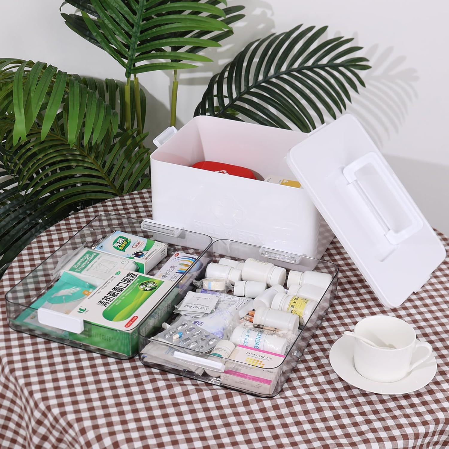 3-Tier Portable Medicine Storage Box, Plastic First Aid Box with Handle for Home Travel, White