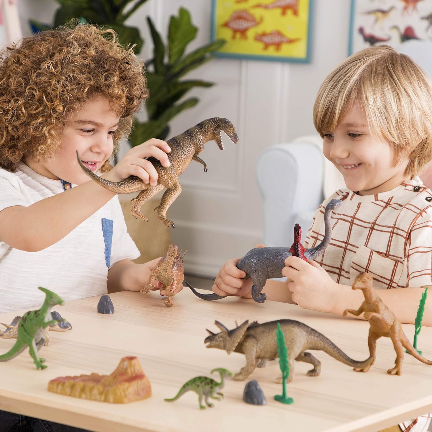 Terra by Battat – 60 Pieces Prehistoric World – Assorted Miniature Dinosaur Toys & Accessories for 3+ Years – Collectible Plastic Dinosaur Figurines – Birthday Party Supplies & Decorations