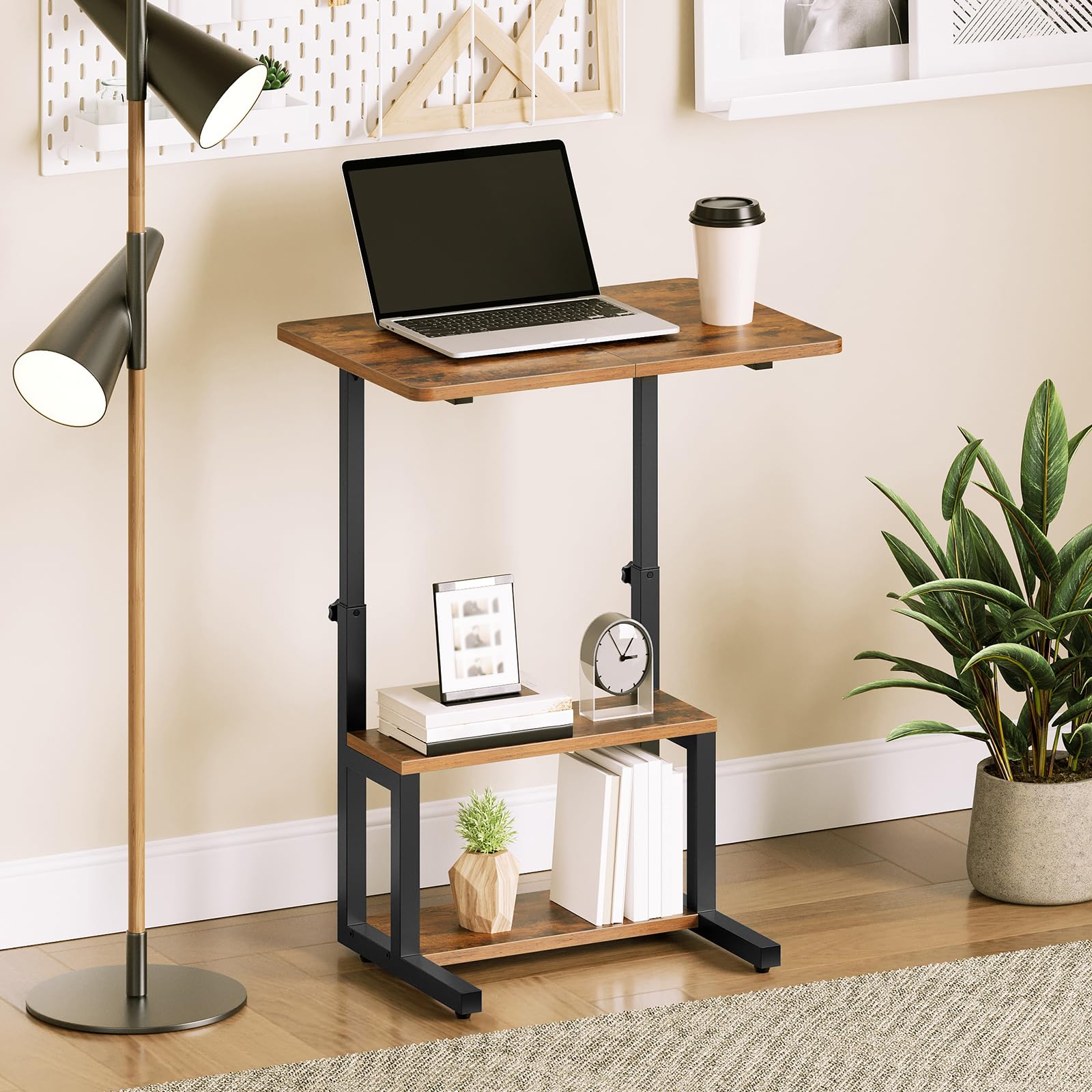 HOOBRO Table d’Appoint en C, Hauteur Réglable de 50 à 75 cm, Table Basse avec 3 Étagères, Plateau Supérieur 52 x 38 cm, pour Canapé, Lit, Bureau, Chambre, Salon, Marron Rustique et Noir EBF81SF01