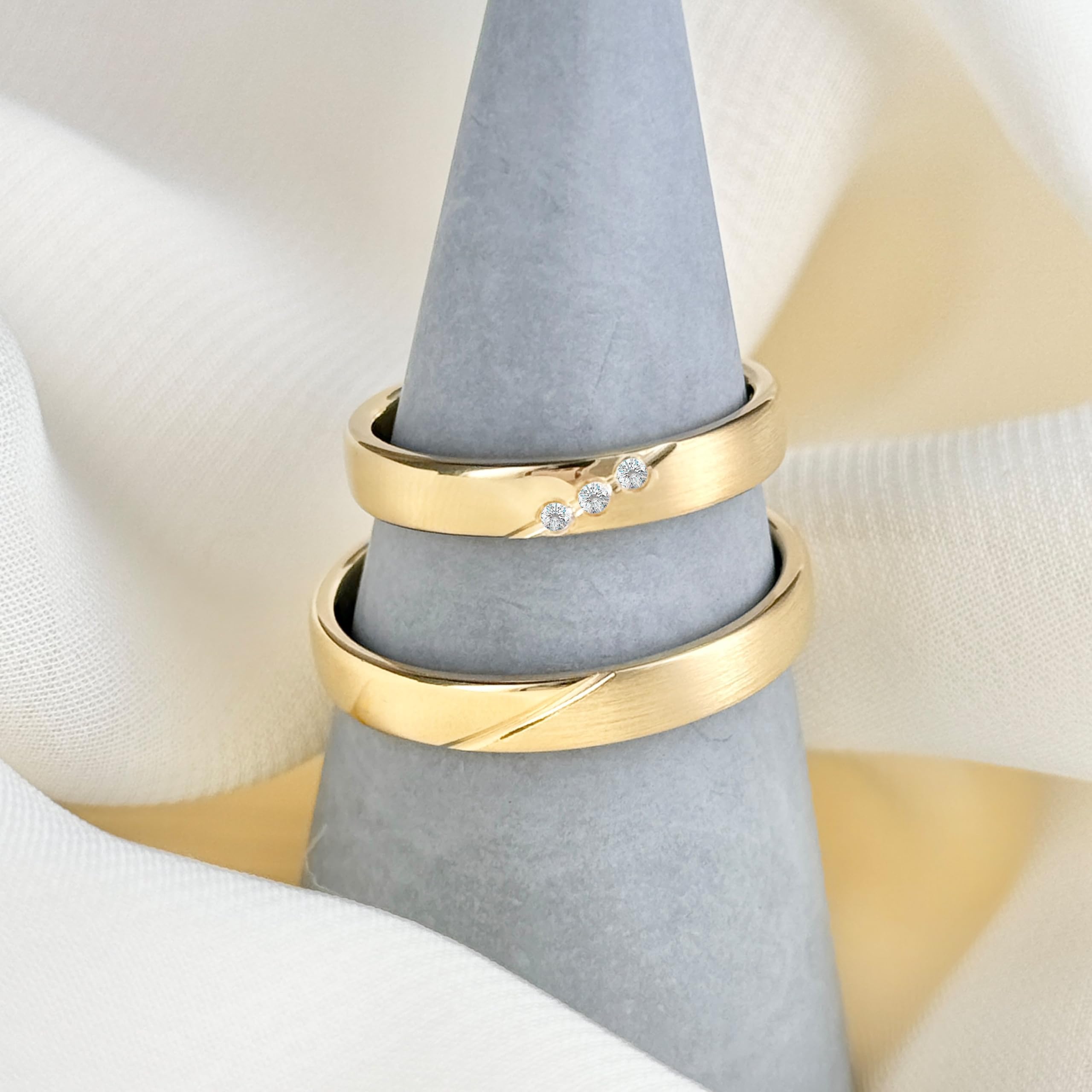 DOOSTI Trauring/Partnerring/Ehering - SWEET Yellow Silber 925/- Silber Ring - hochwertiger Silberring Gelbgold vergoldet- Damen und Herren Variante - Mit Gratis Wunschgravur