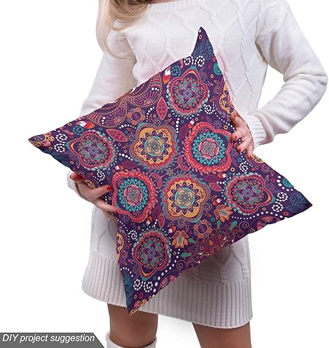 Vista 490 de Lunarable The Yard, tela azul real de The Yard, patrón de cerámica inspirado en el Medio Oriente estilo marroquí, estampado oriental, tela de satén