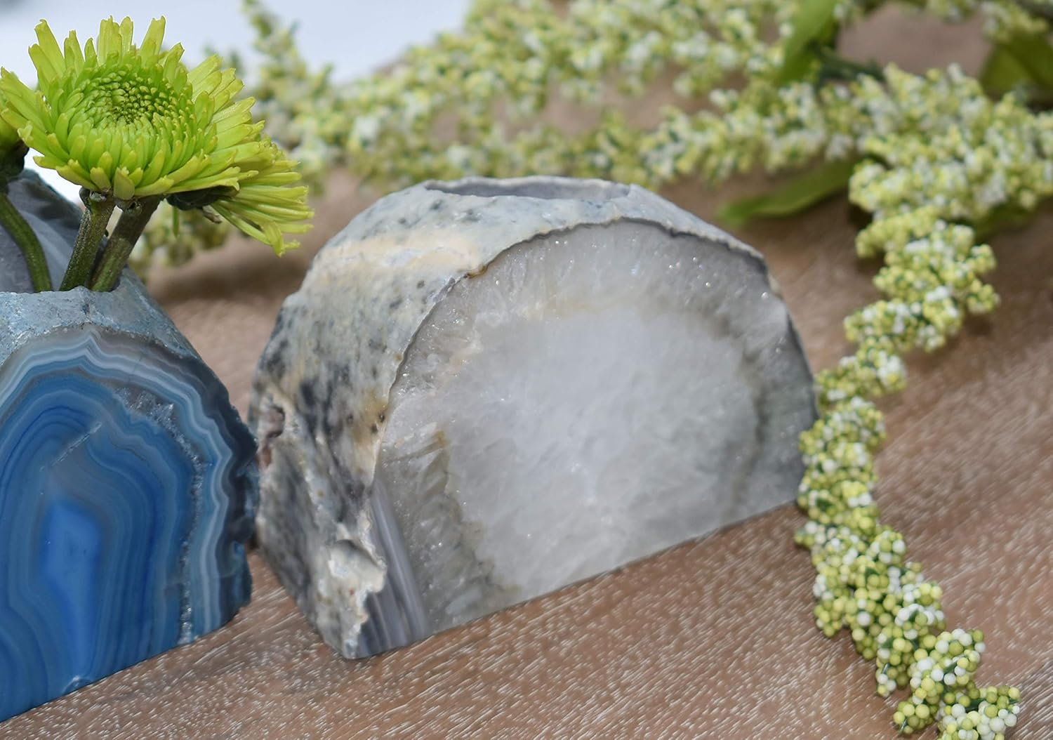 Nature's Decorations Agate Geode Tealight Holder - Handcrafted Natural Candle Holder for Living Room, Dining Table & Gifting - Reflective Ambiance, Positive Energy, Stress Reliever - Natural