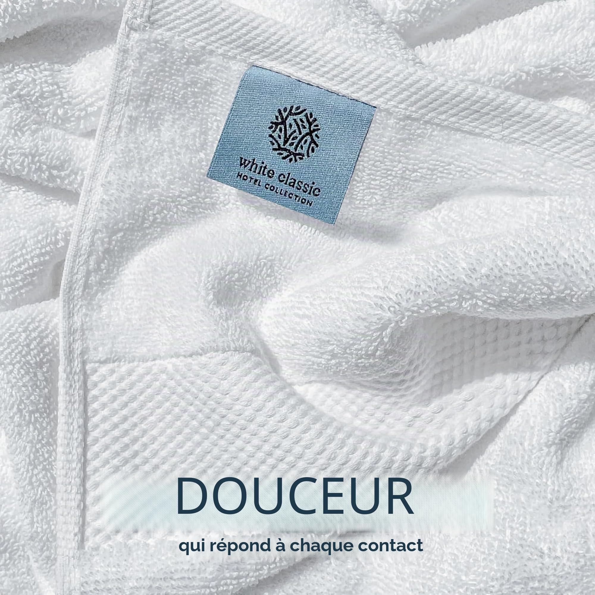 White Classic Lot de 4 Grandes Serviettes de Bain de Luxe de qualité hôtelière - en Coton épais - 700 g/m² - pour Le Corps, Les Cheveux, la Piscine - Blanc - 137 x 68 cm