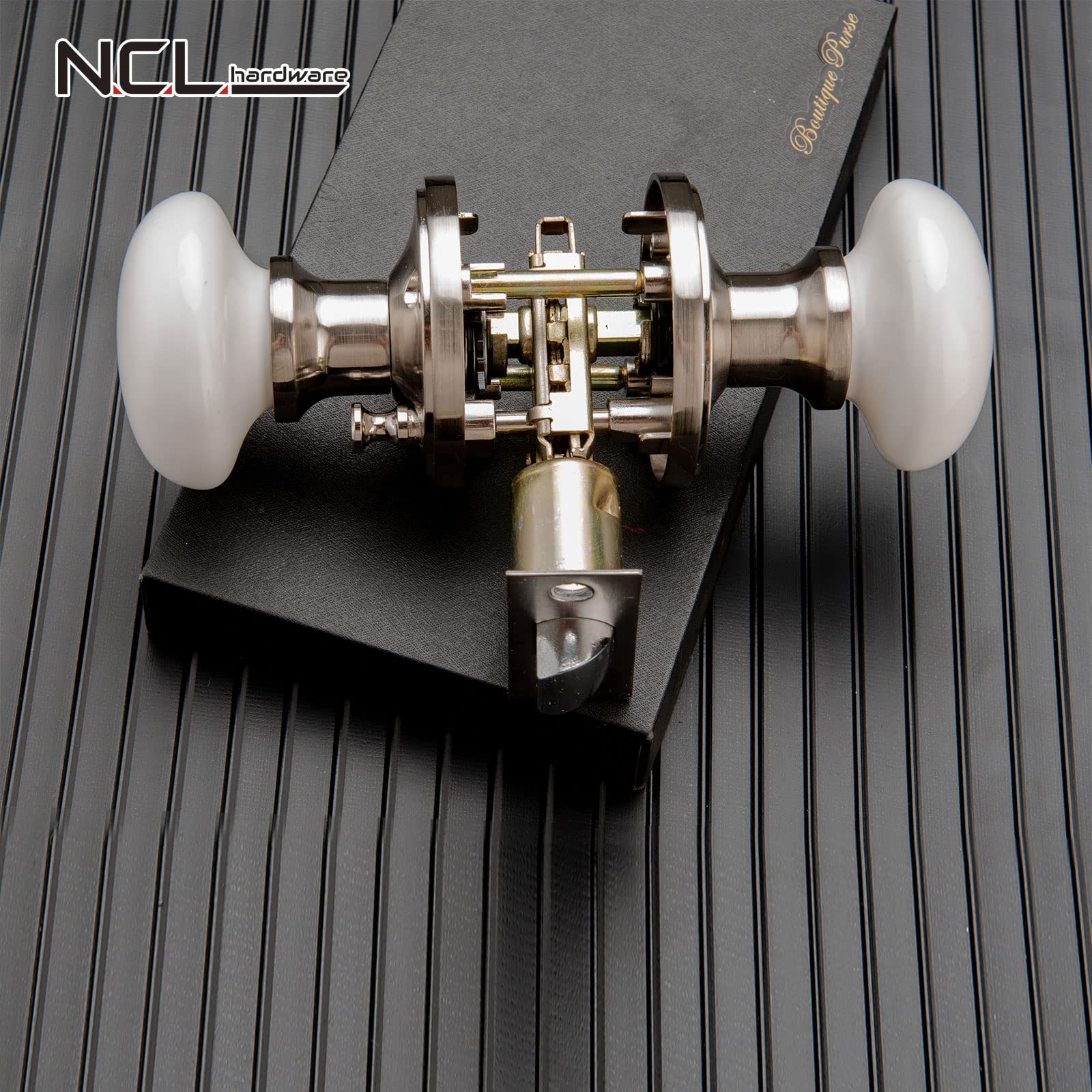 NCL Hardware Białe gałki do drzwi, bezkluczykowe klamki, oblate porcelanowe dźwignie drzwiowe, wewnętrzne gałki do drzwi łazienkowych (biała gałka z satynową rozetą)