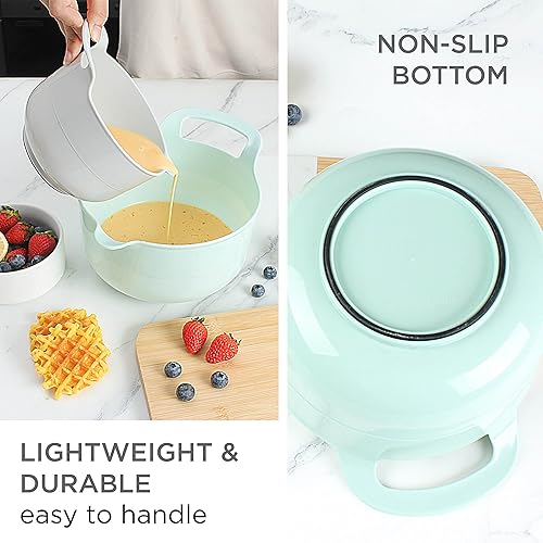 Vista 180 de COOK WITH COLOR Nesting - Juego de cuencos de plástico para mezclar con boquillas y asas, color rosa, 4 piezas antideslizantes