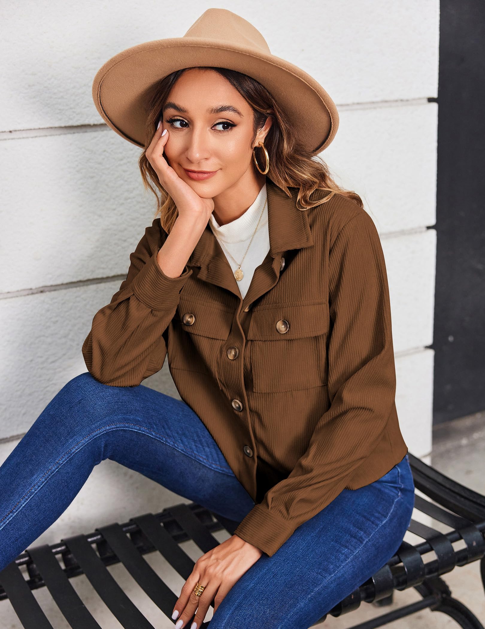 Hotouch Veste Femme Mi Saison Blouson en Velours Côtelé Bombers Décontracté Veste Courte Chic Button Down Jacket avec Poches