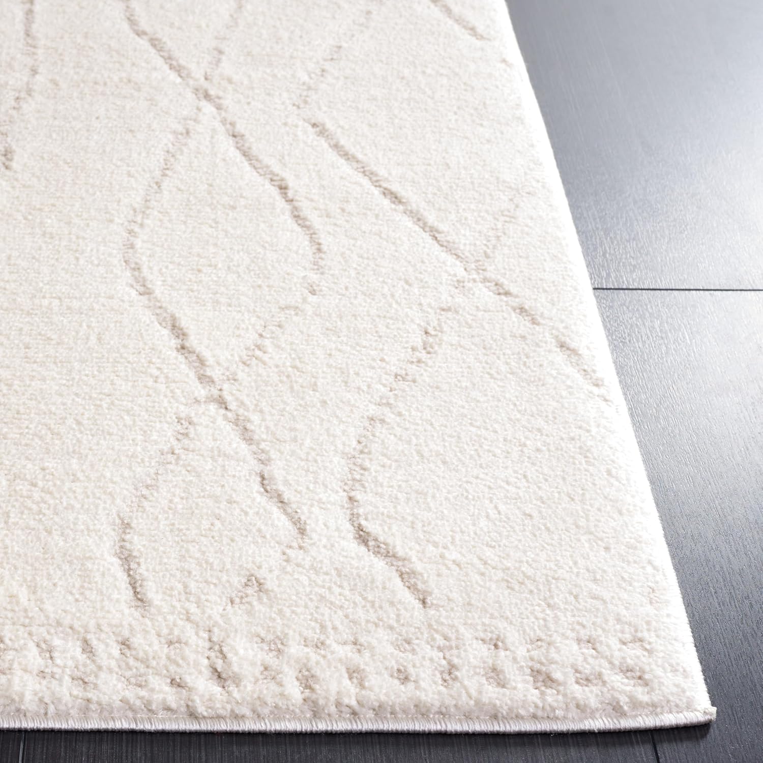 SAFAVIEH Melody Collection Area Rug - 2'2" x 6' Runner, Ivory & Beige, Non-Shedding & Easy Cleaning, Ideal for Living Room, Hallway, Foyer, Entryway, Bedroom (MEL112A)