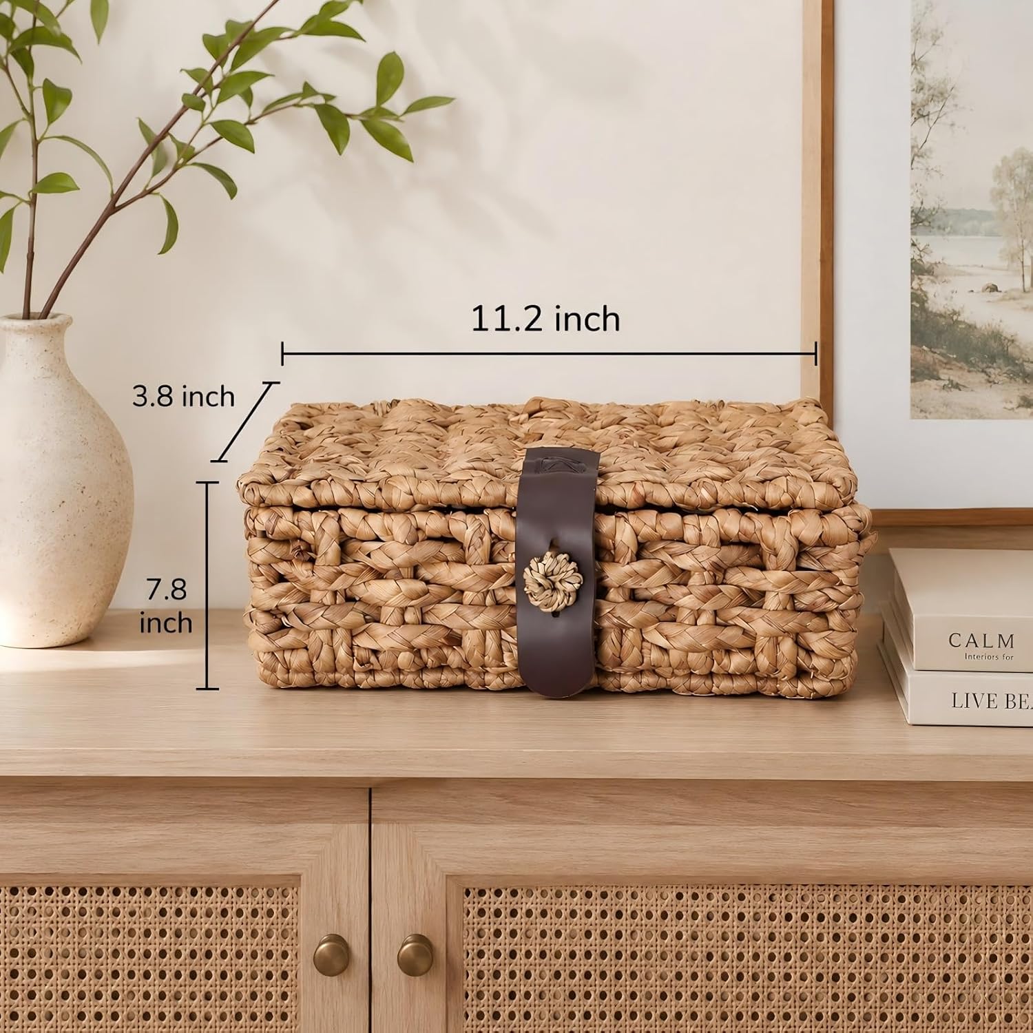 Decorative Box with Lid, Wicker Storage Basket, Handwoven Water Hyacinth Rectangular Storage Box with Leather Strap for Shelf, Coffee Table, Console Table, Living Room and Bedroom Decor