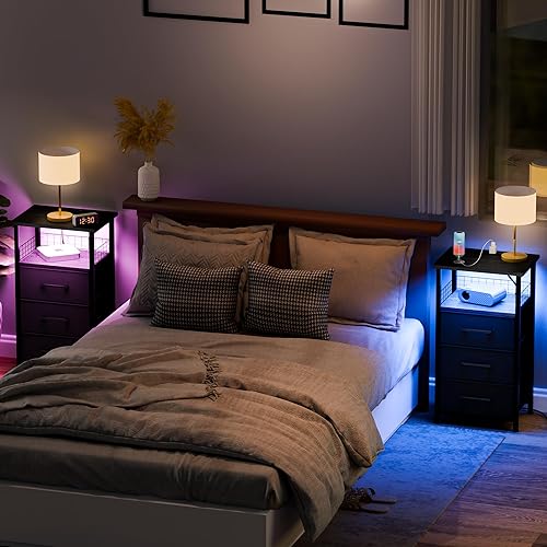 Miniatura 2 de Juego de 2 mesitas de noche con estación de carga, juego de 2 con tira de luz LED de 20 colores, 3 cajones de tela, mesita de noche con puertos USB