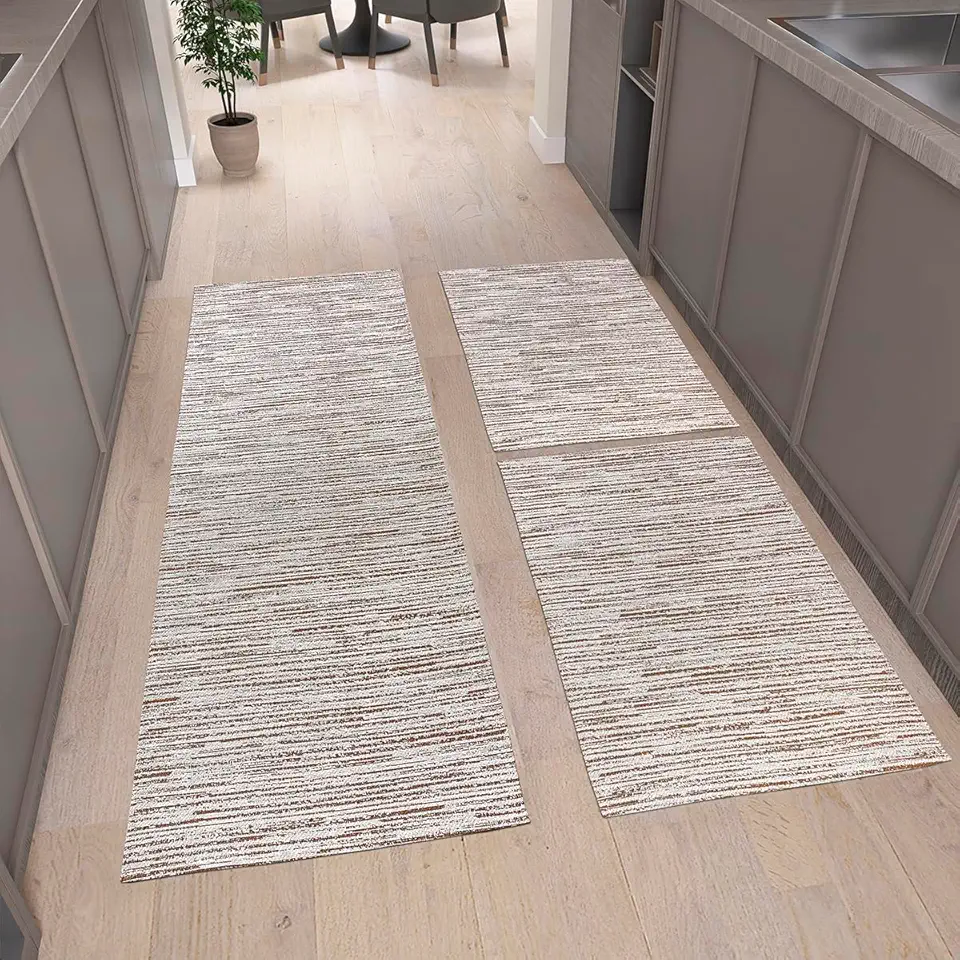 Kit Tapete de Cozinha 3 peças com Passadeira e Tapetes Antiderrapantes (Mesclado Cru com Risco Caramelo)