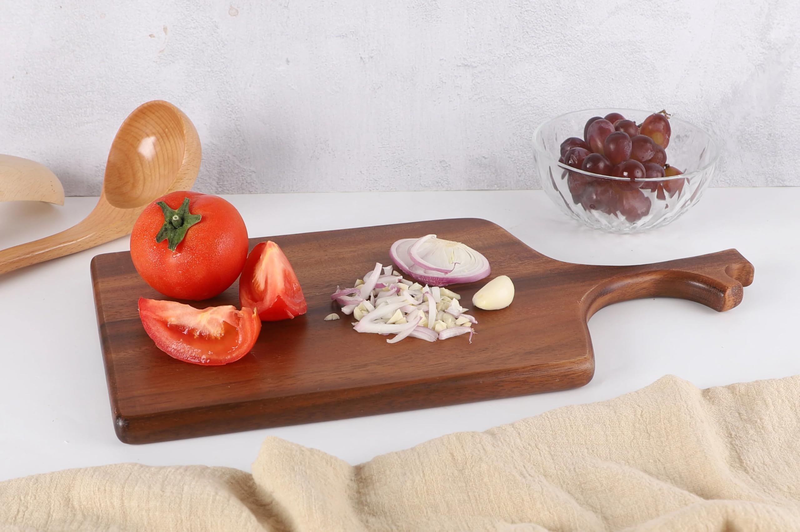Deconox Doğal Akasya Ahşap Kesme Tahtası Saplı, Et, Peynir, Ekmek, Sebze ve Meyve Servis Tepsisi için Ahşap Mutfak Doğrama Tahtası (46 * 18.5 * 1.5cm)