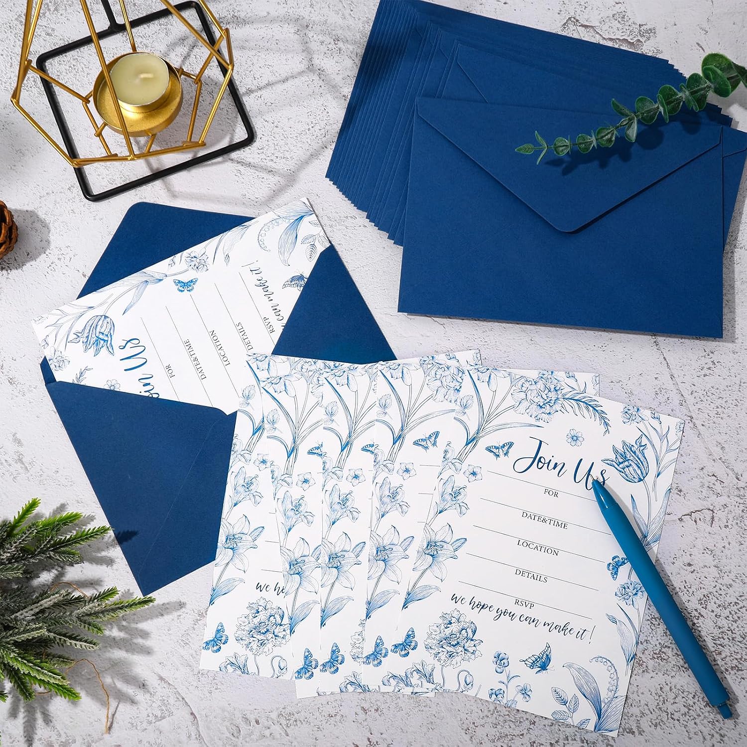 JarThenaAMCS 25 Pack Blue Floral Invitations with Envelopes Flower Butterfly Invitation Cards Chinoiserie Blank Invites for Wedding Birthday Bridal Baby Shower Party Supplies, 5 x 7 Inch