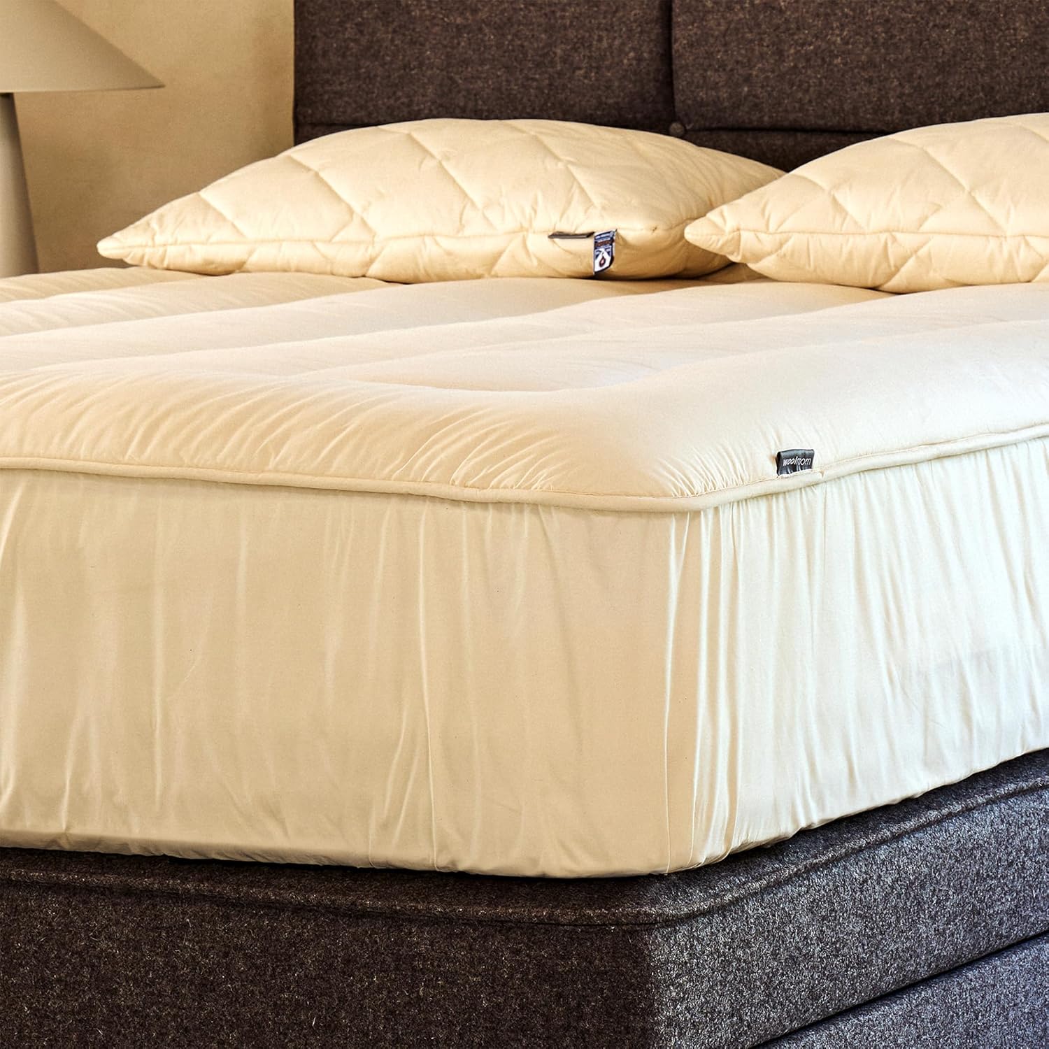 Woolroom Organic California King Mattress Pad - 100% Natural Temperature Control Hypoallergenic British Wool Mattress Topper - Extra Comfort for Firm or Old Mattress