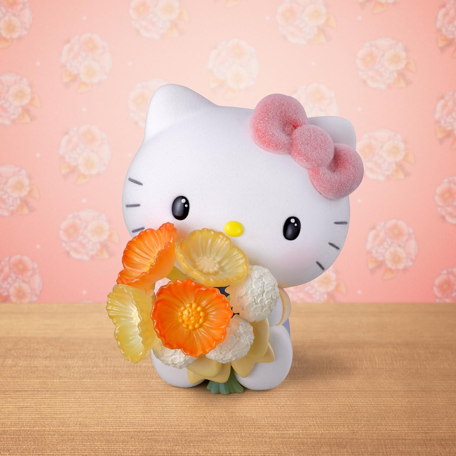 TAMASHII Nations - Sanrio - Hello Kitty Rowtashii Noise mofamofy Figure