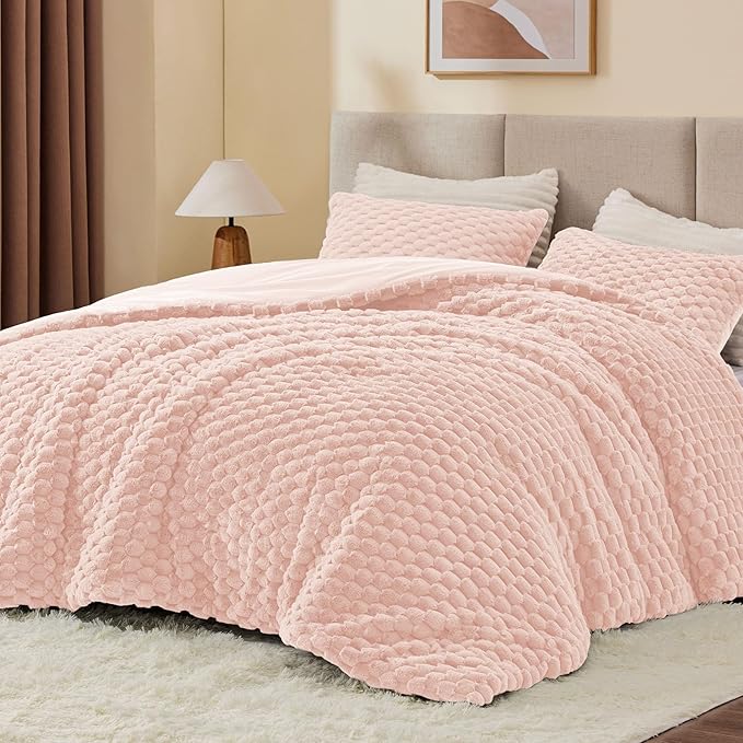 BEDELITE Fluffy Full Size Comforter Set - Pink Fleece Soft Comforter for Ful Size Bed, Luxury Warm Bedding Set for Winter, Fuzzy Bed Set 3 Pieces (1 Comforter, 2 Pillowcases)