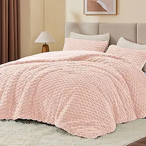 BEDELITE Fluffy Full Size Comforter Set - Pink Fleece Soft Comforter for Ful Size Bed, Luxury Warm Bedding Set for Winter, Fuzzy Bed Set 3 Pieces (1 Comforter, 2 Pillowcases)