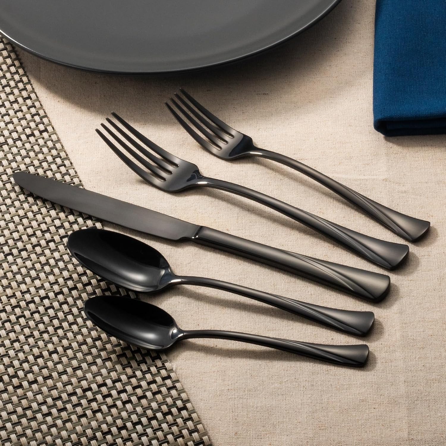 Alata Alice Black Mirror 45-Piece Silverware Set Stainless Steel Flatware Set,Service for 8,Mirror Polished Cutlery Set,Dishwasher Safe