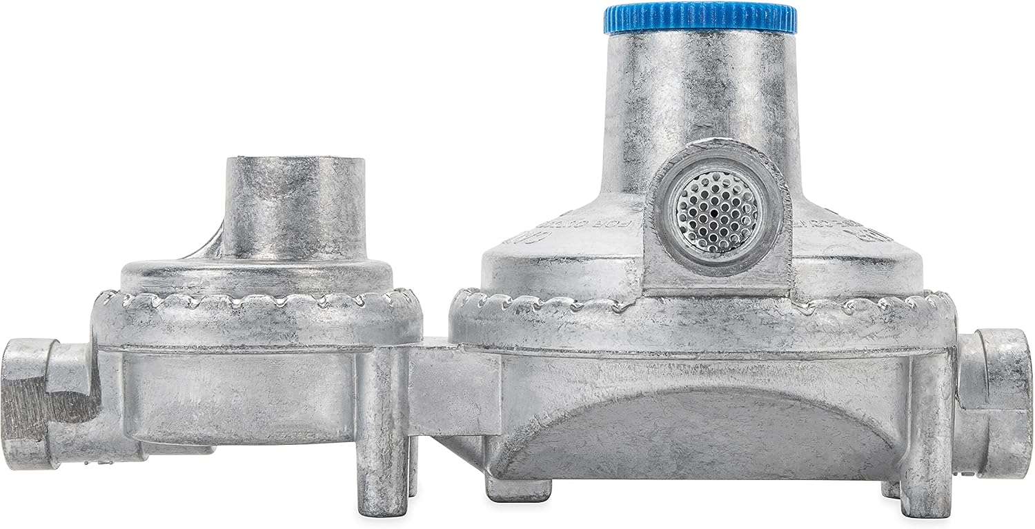 Camco 59323 Horizontal Two Stage Propane Regulator