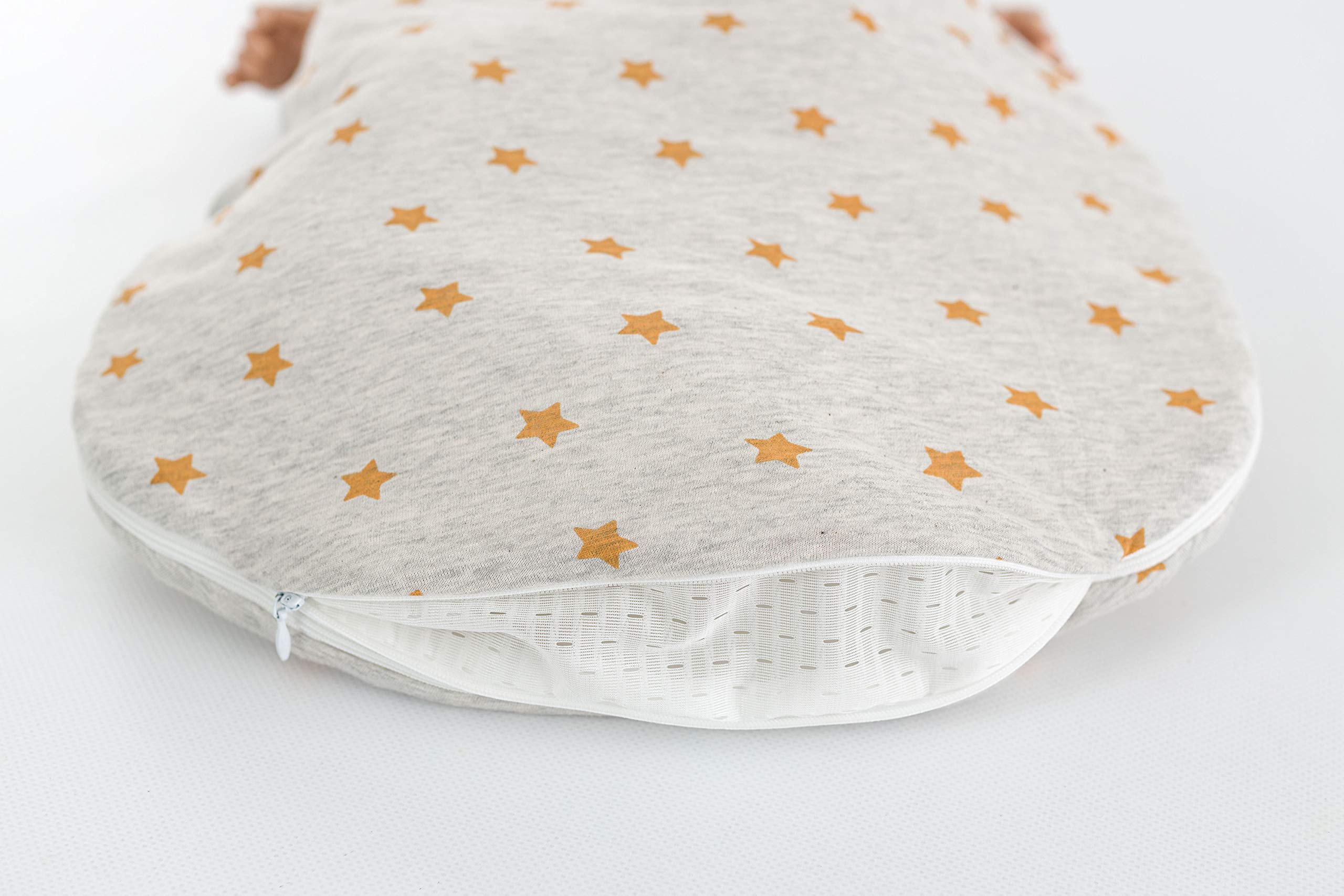 Träumeland S0103507 Ganzjahresschlafsack LIEBMICH mit doppelt regulierbarer Belüftung und Naturfaser Tencel, Design Sternentraum gelb, Größe 80/86, mehrfarbig