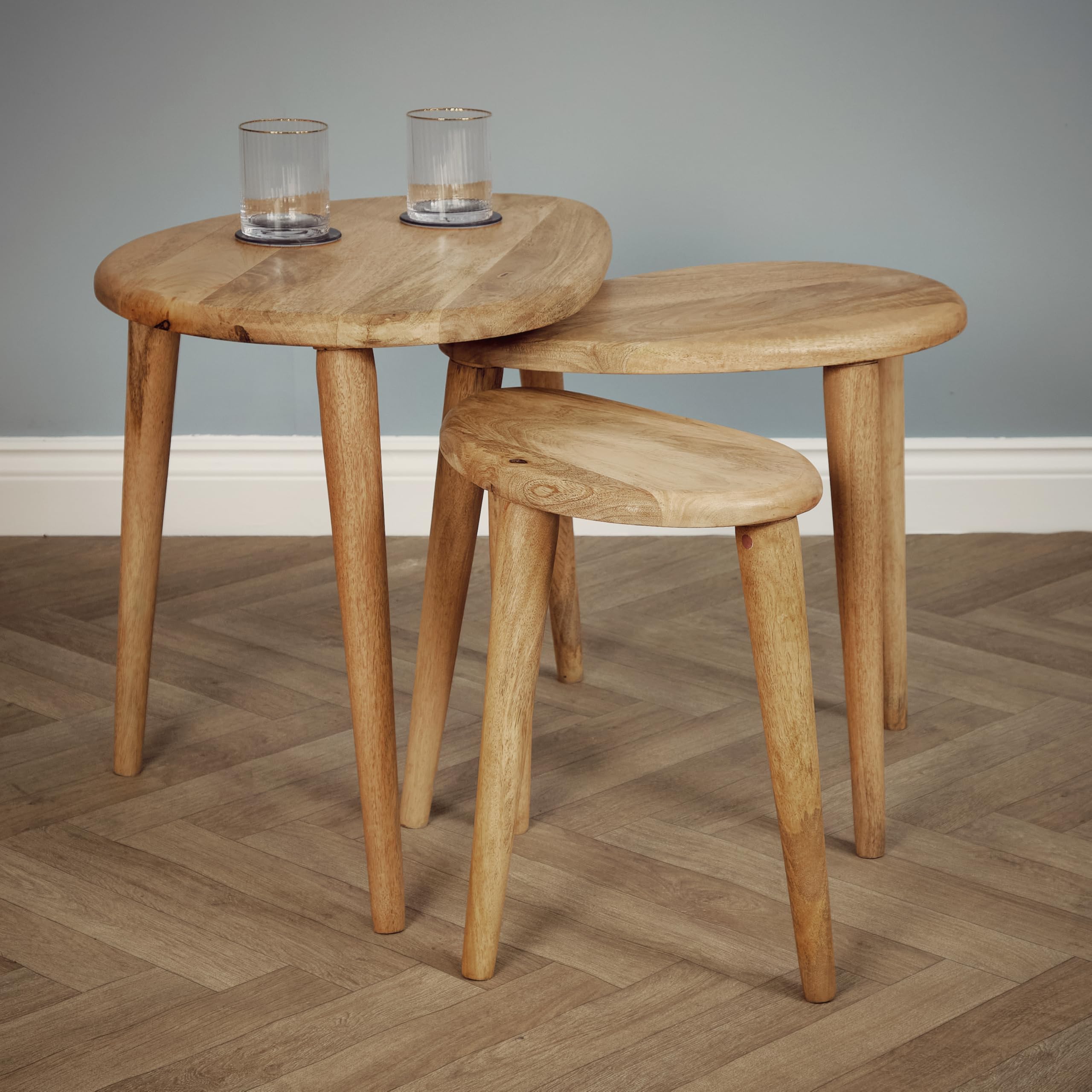 Elm home and garden Solid Wooden Nest Of 3 Three Tables Lamp Side End Oak Finish Light Dark (Light Oak)