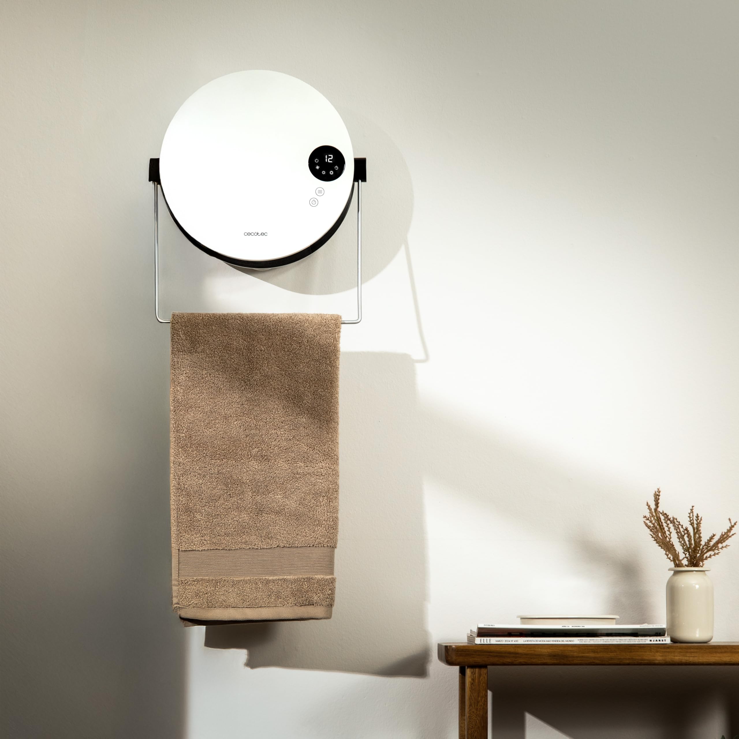 Cecotec Porte-serviettes Chauffant Céramique Mural ReadyWarm 2000 Round. 2000W, 2 Niveaux, LED, Touch Control, Télécommande, Minuterie, IP22, Design Élégant, Sécurité, Idéal Salles de Bain