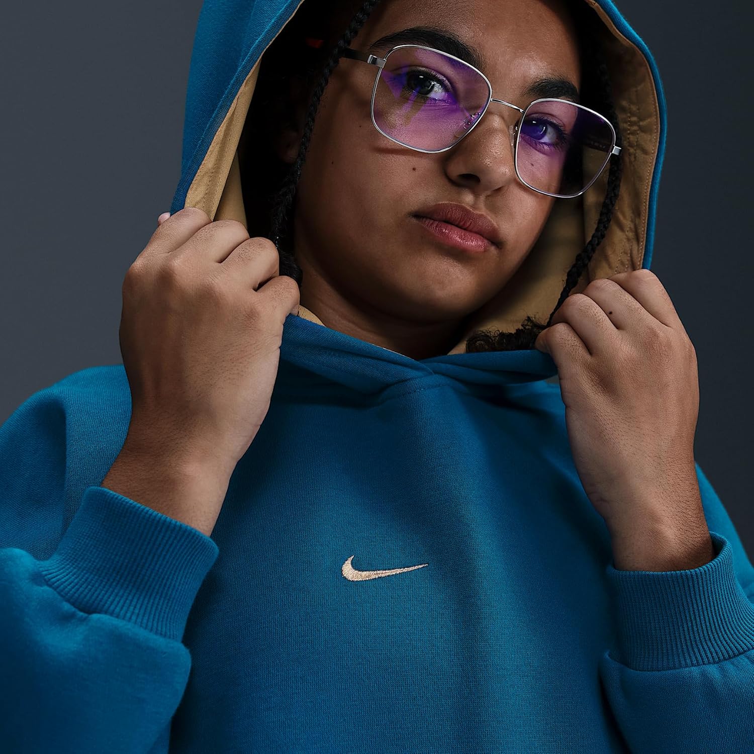 Nike Sportswear Club Fleece Big Kids' (Girls') Oversized Hoodie (Green Abyss/Mead Gold/Metallic Gold)