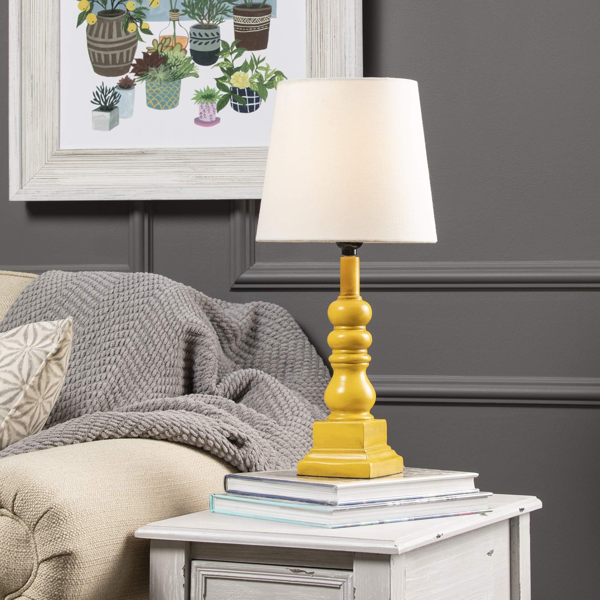 Crestview CollectionBenson 18.5 Inch Resin Table Lamp (Distressed Yellow)