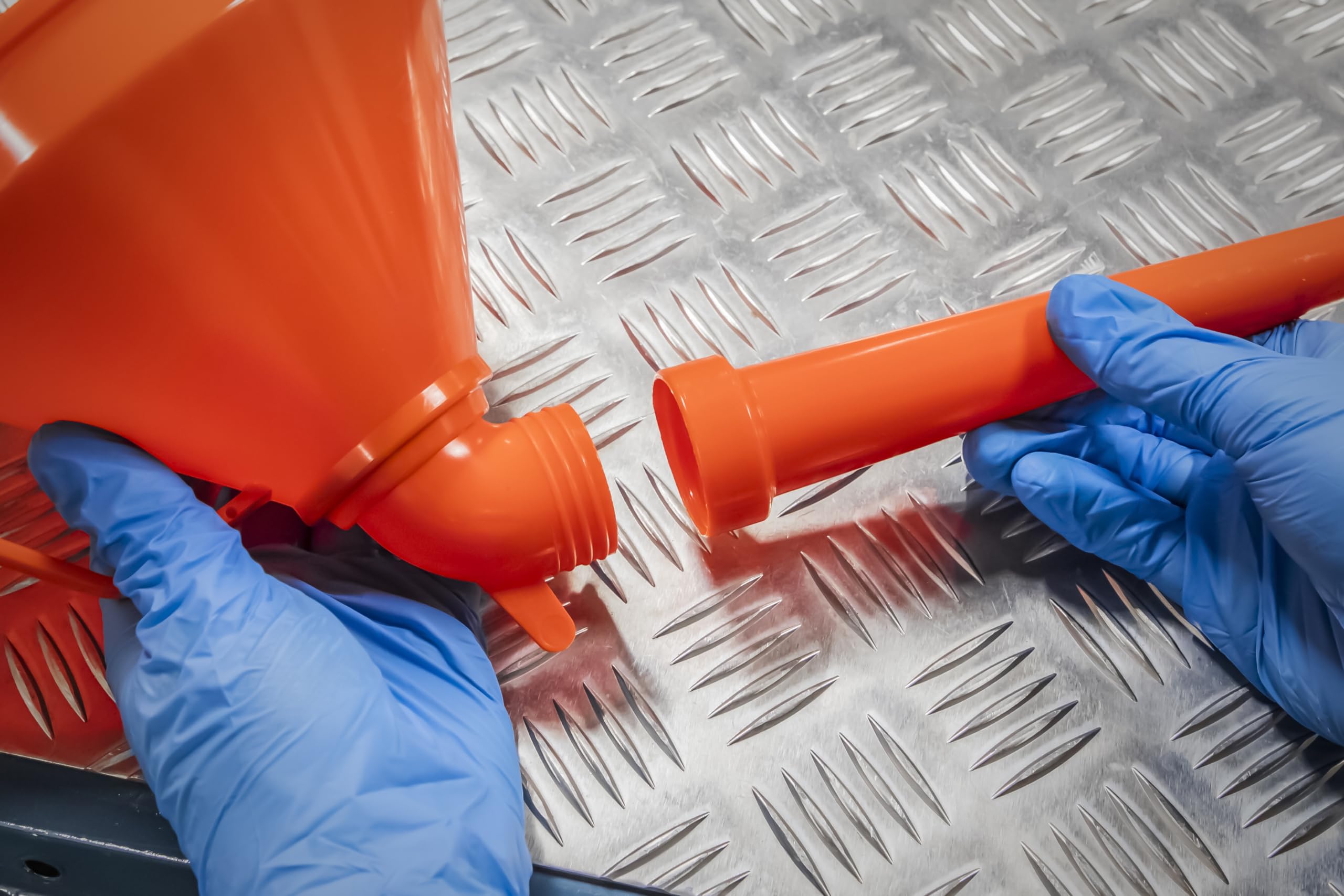 Sealey F16 Ø160mm Medium Funnel with Fixed Offset Spout & Filter