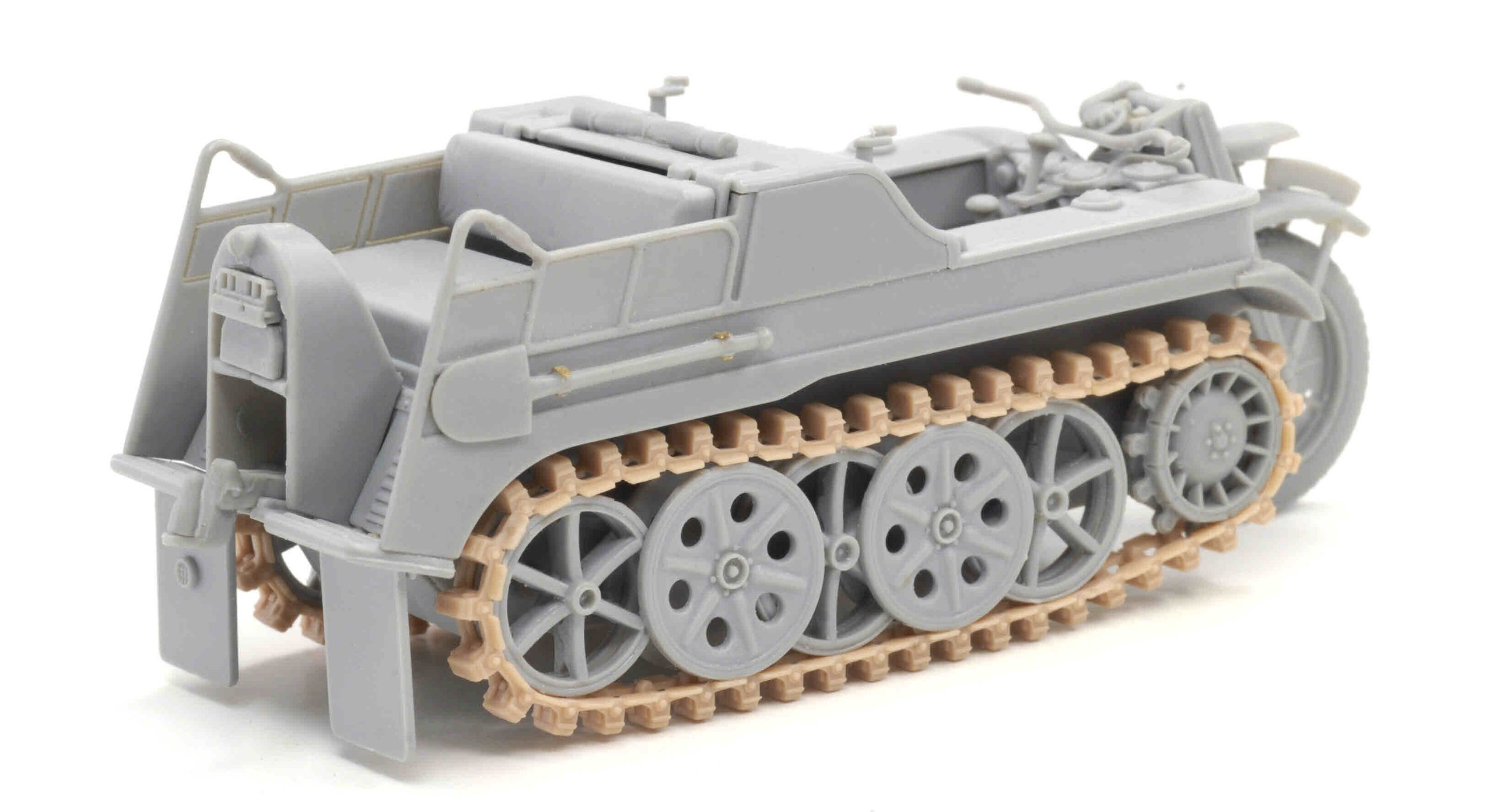 Amazon.co.jp: 1/35 WW.II ドイツ軍 Sd.Kfz.2 ケッテンクラート後期型