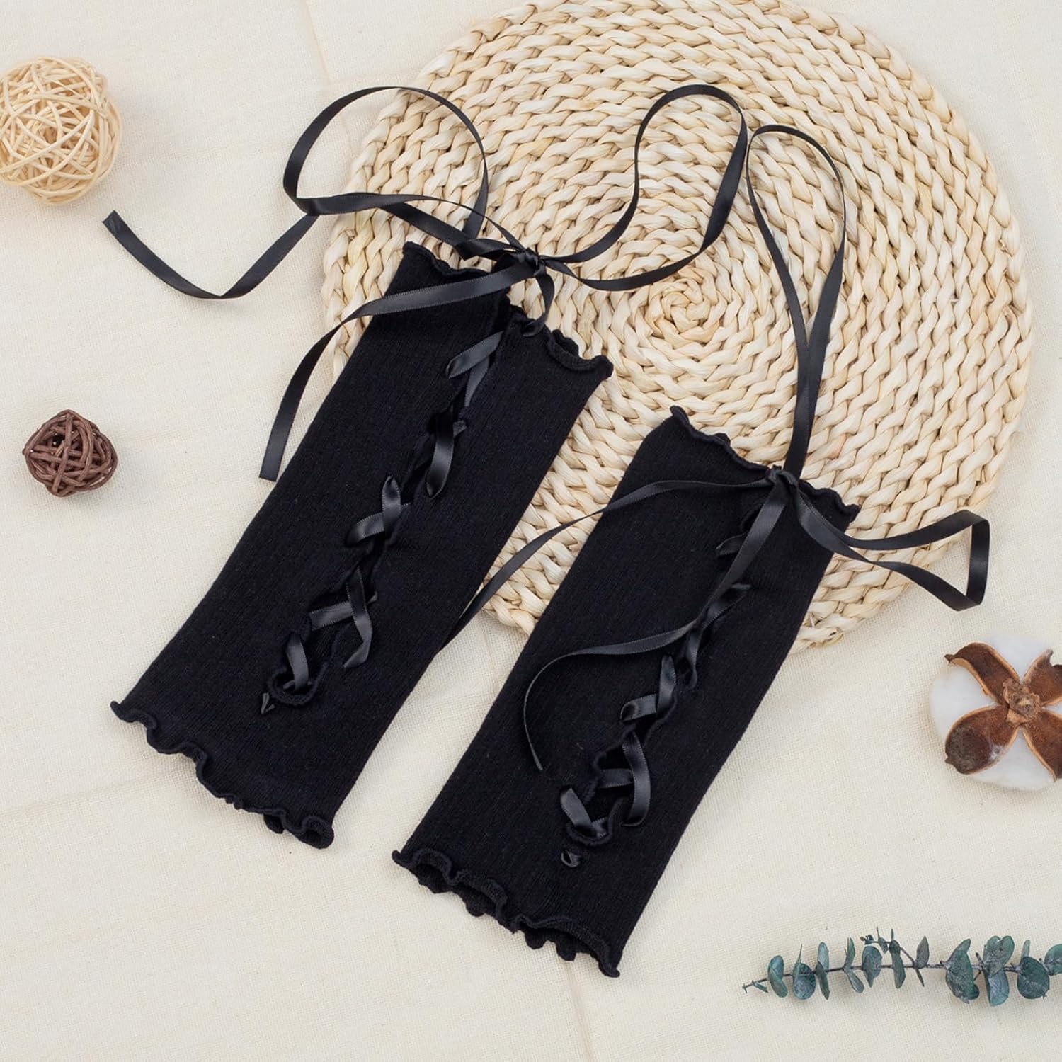 Y2K Ribbed Knit Arm Warmers Gothic Lace-Up Ribbon Bowknot Fingerless Gloves Fashion Frilly Mittens Oversleeve Cosplay