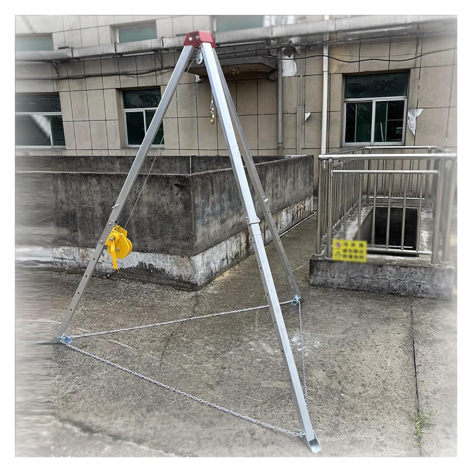 HDYZJQ Heavy Duty Confined Space Rescue Tripod, Retractable Anti-Dropping Rescue System for Working in High Places/Cliffs/Narrow Space, Safety Tripod with 20m Winch Cable(2600 LBS Winch)