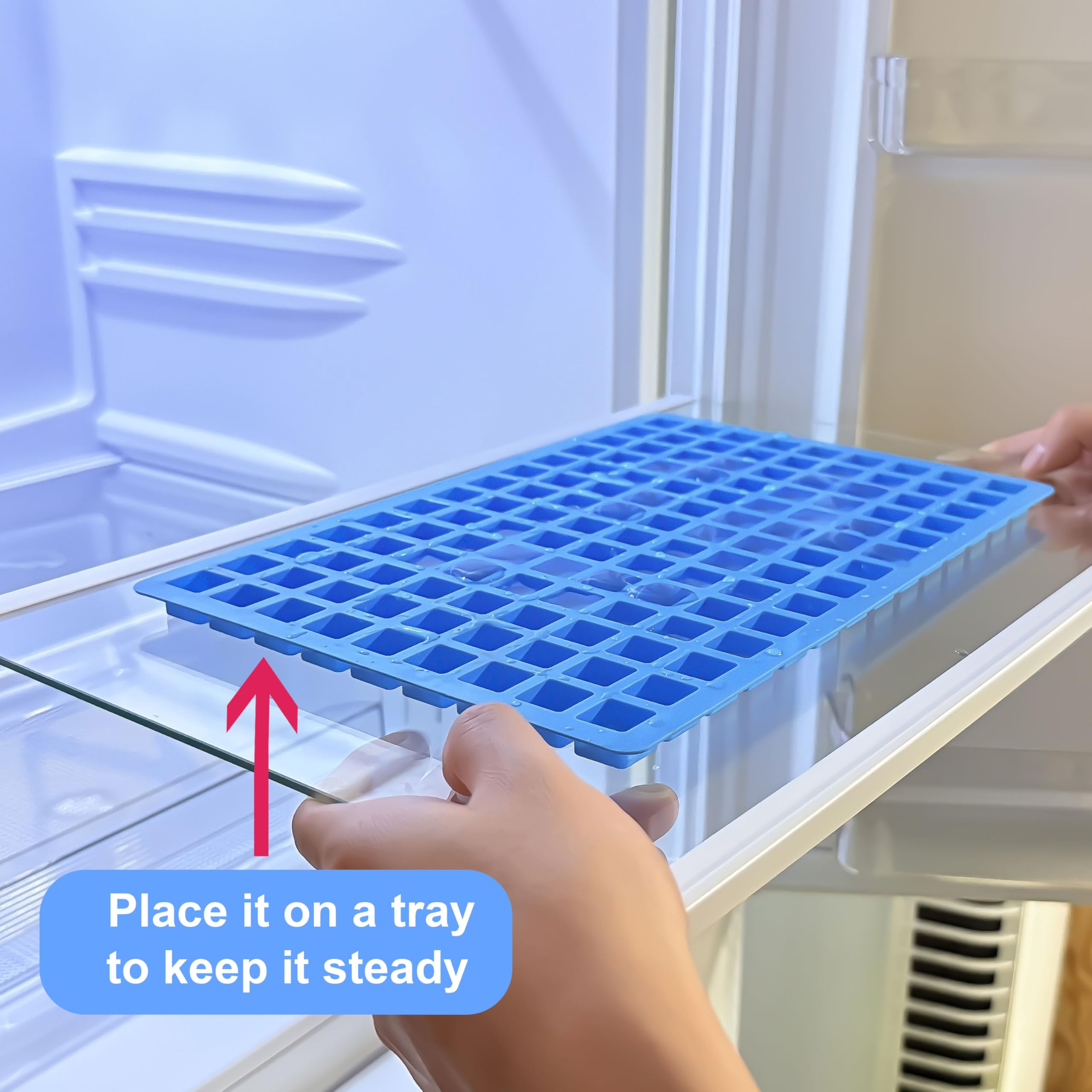 ANAEAT Stampo quadrato in silicone a 126 cavità, confezione da 2 mini stampi per cioccolatini fatti in casa, caramelli, gelatine, gommose, cubetti di ghiaccio, tartufi, praline e ganache, flessibili e