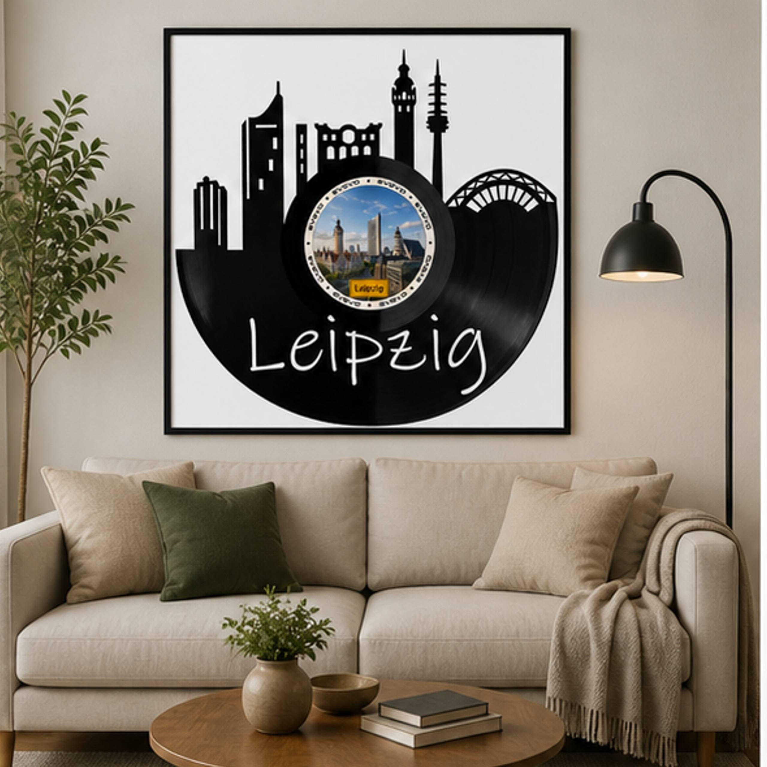 EVEVO Decorazione da parete in vinile con cornice, 32 x 32 cm, Leipzig, decorazione da parete in vinile, motivo città fieristica, regalo per gli amanti della musica