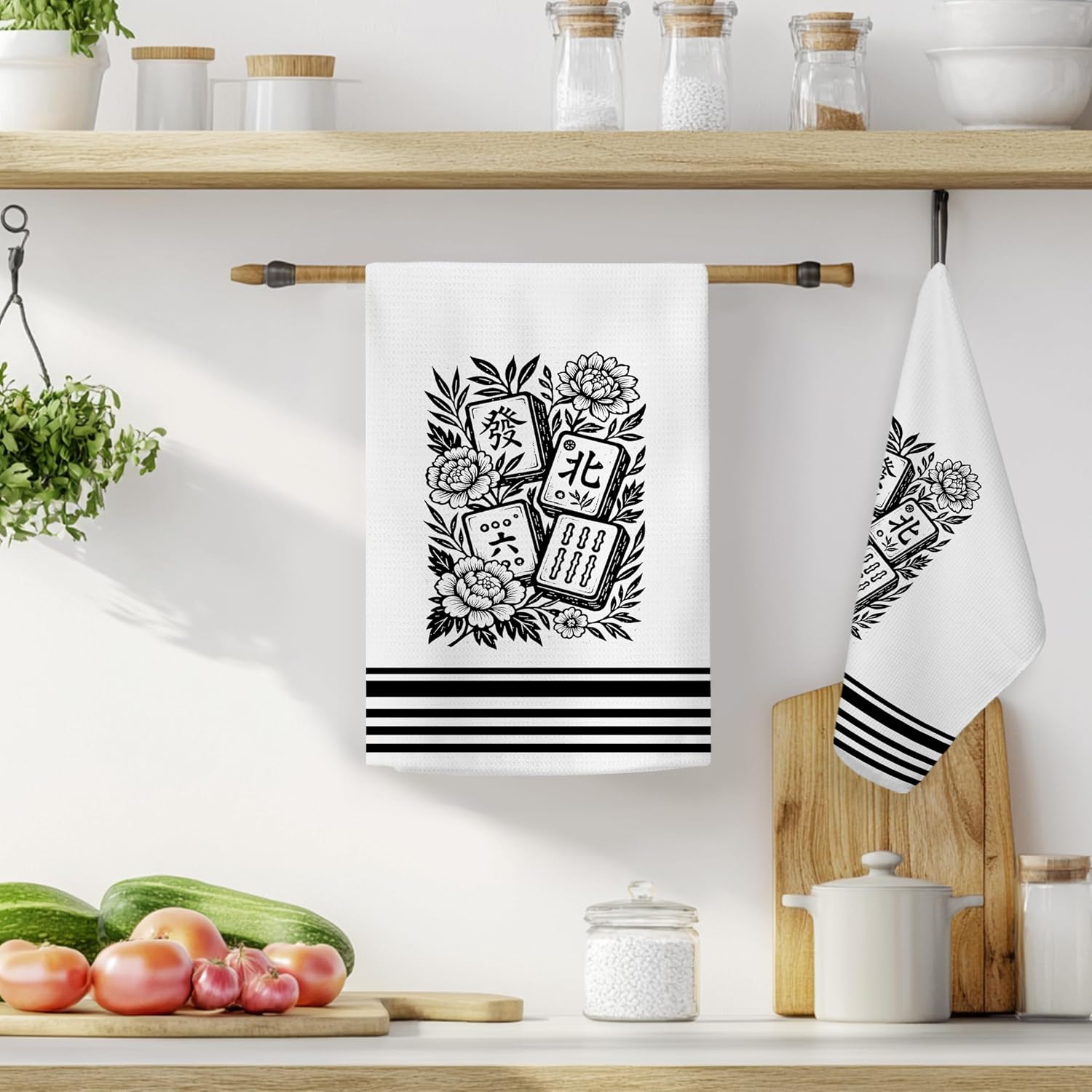 Vintage Floral Mahjong Kitchen Towels, Mahjong Players Lovers Gifts Hand Towels for Bathroom Decor, Black and White Mah Jong Tiles Dish Tea Towel for Kitchen Decor, 16x24 Inch