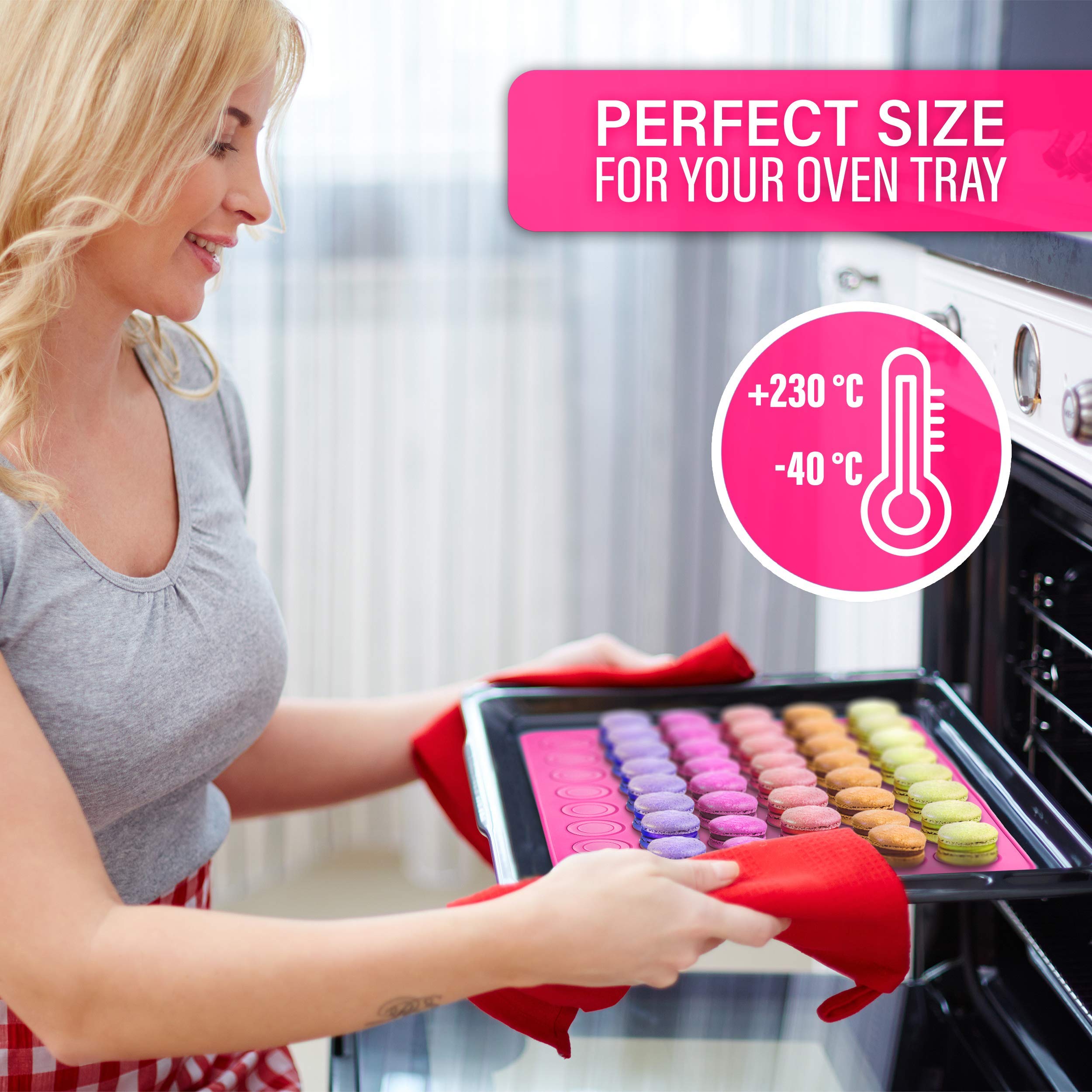Visiter la boutique Belmalia Belmalia 2x Tapis de Cuisson pour Macarons en Silicone pour Macarons sans défaut | Moule en Silicone Antiadhésif + Spatule | Rose Fuchsia in use