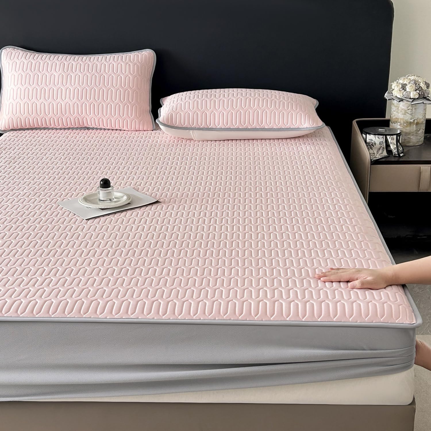 LDLCYCN ,pink,180 * 200cm, Cooling Mattress Protector Queen Breathable Mattress Pad Cover Fitted Sheet