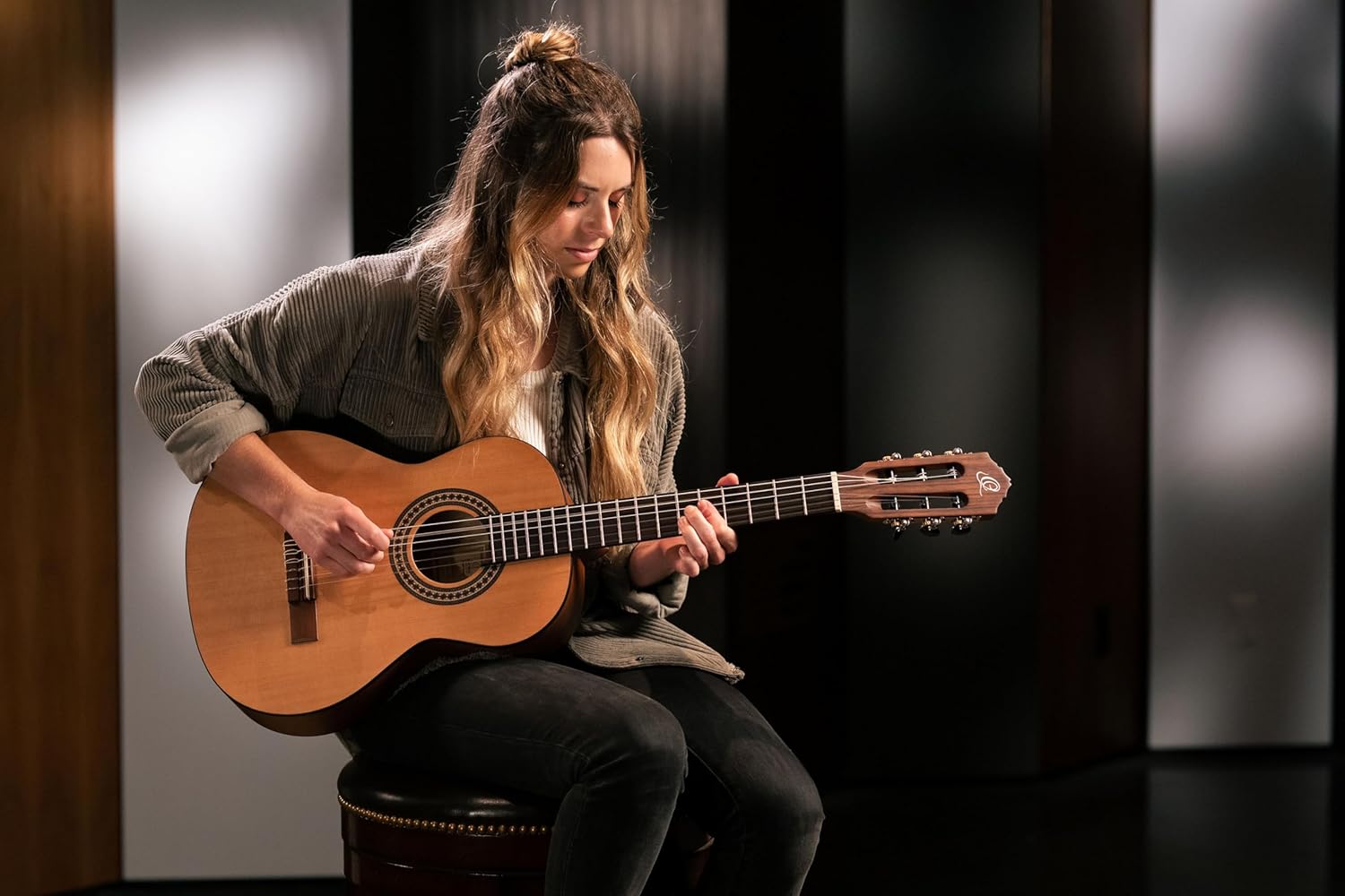 Ortega Guitars 6 String Student Series 3/4 Size Nylon Classical Guitar, Right (RSTC5M-3/4)