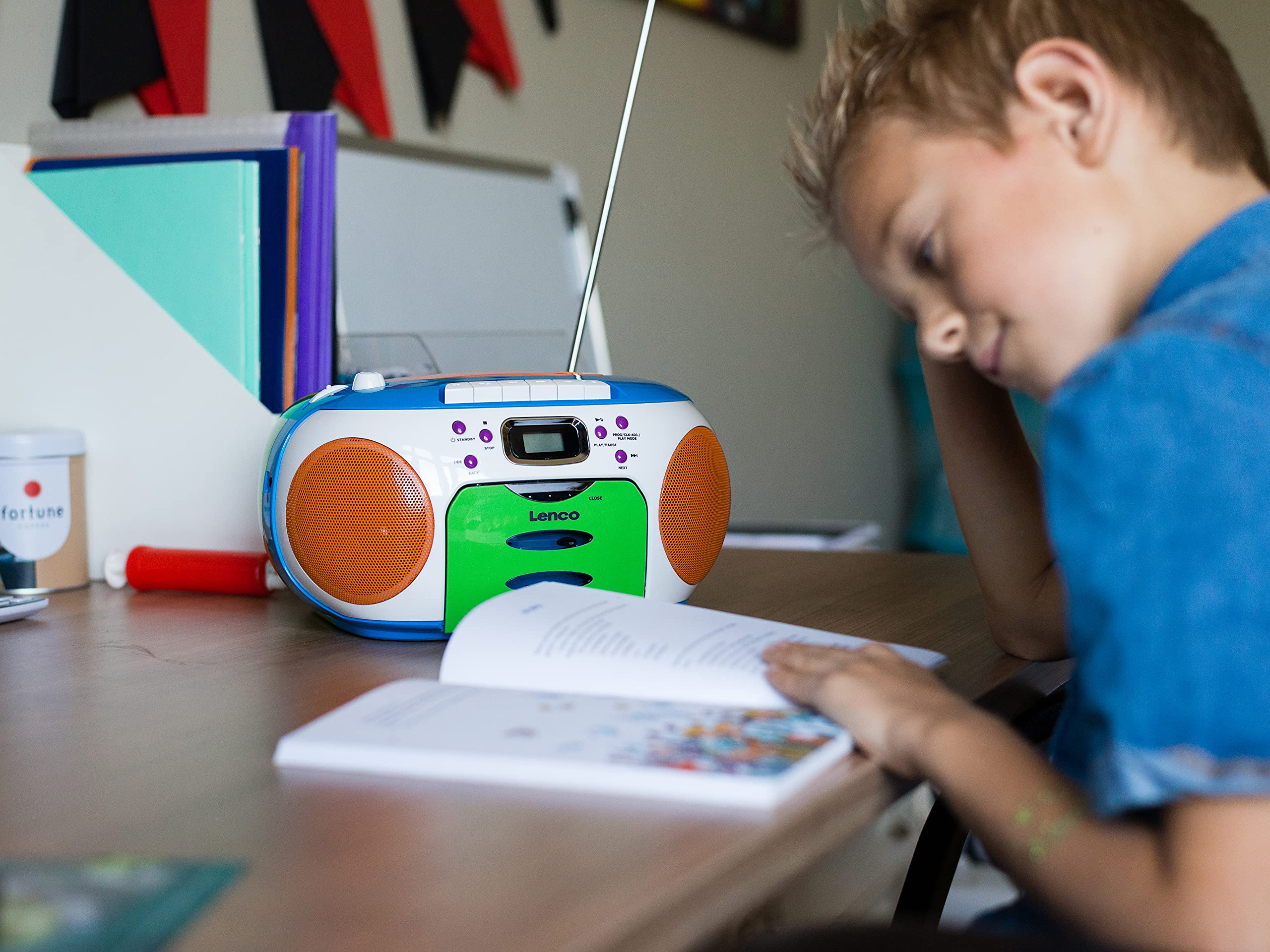 Lenco SCD-971 Lecteur CD, Poste Radio, Portable, CD Player, Poste, Boombox, Enfant - Lecteur Cassette - Aux - Enfants - Multicolor