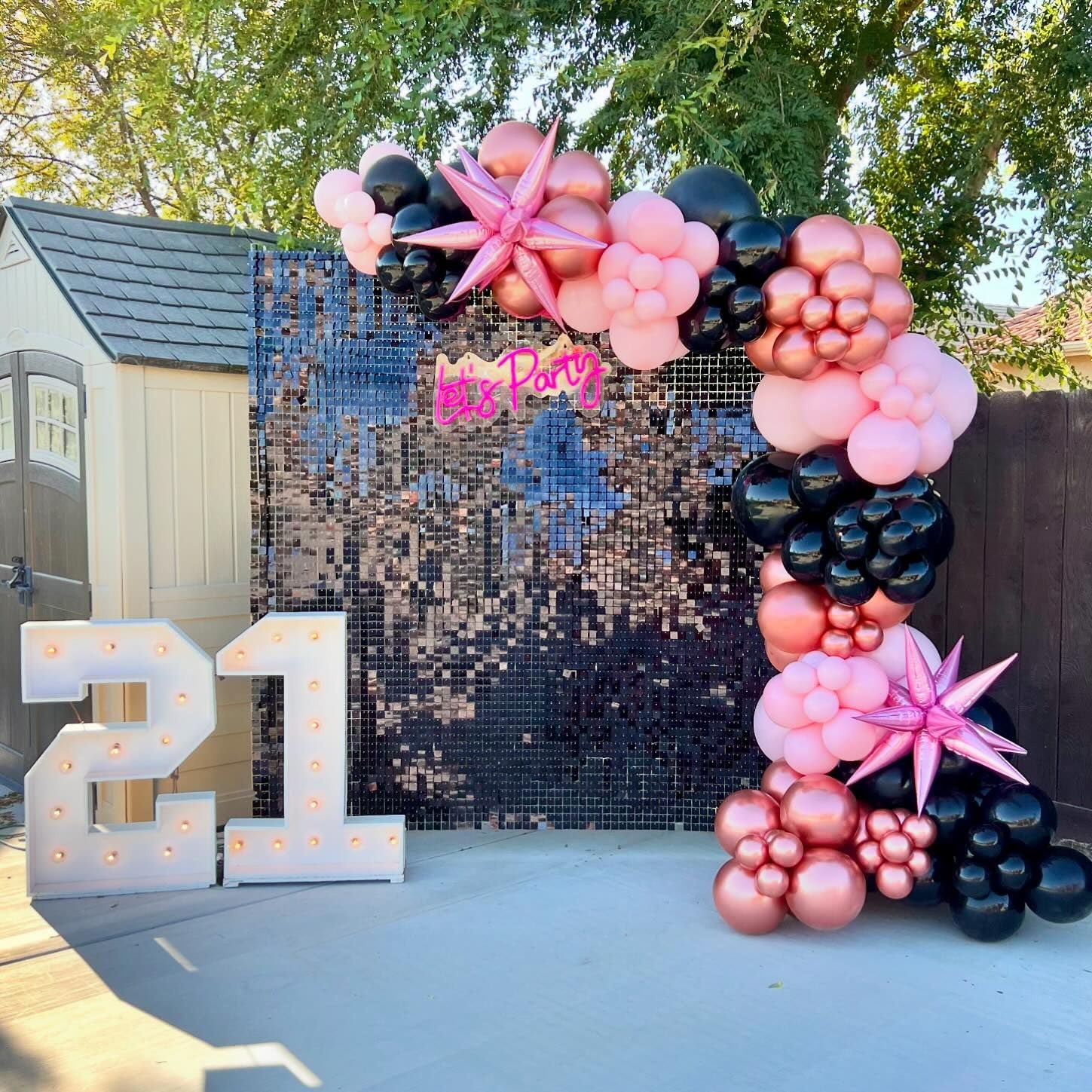 Sfondo da parete con paillettes quadrate nere, da 1,8 x 1,2 m, sfondo per foto, per compleanno, anniversario, matrimonio, fidanzamento, Halloween, sfondo decorativo