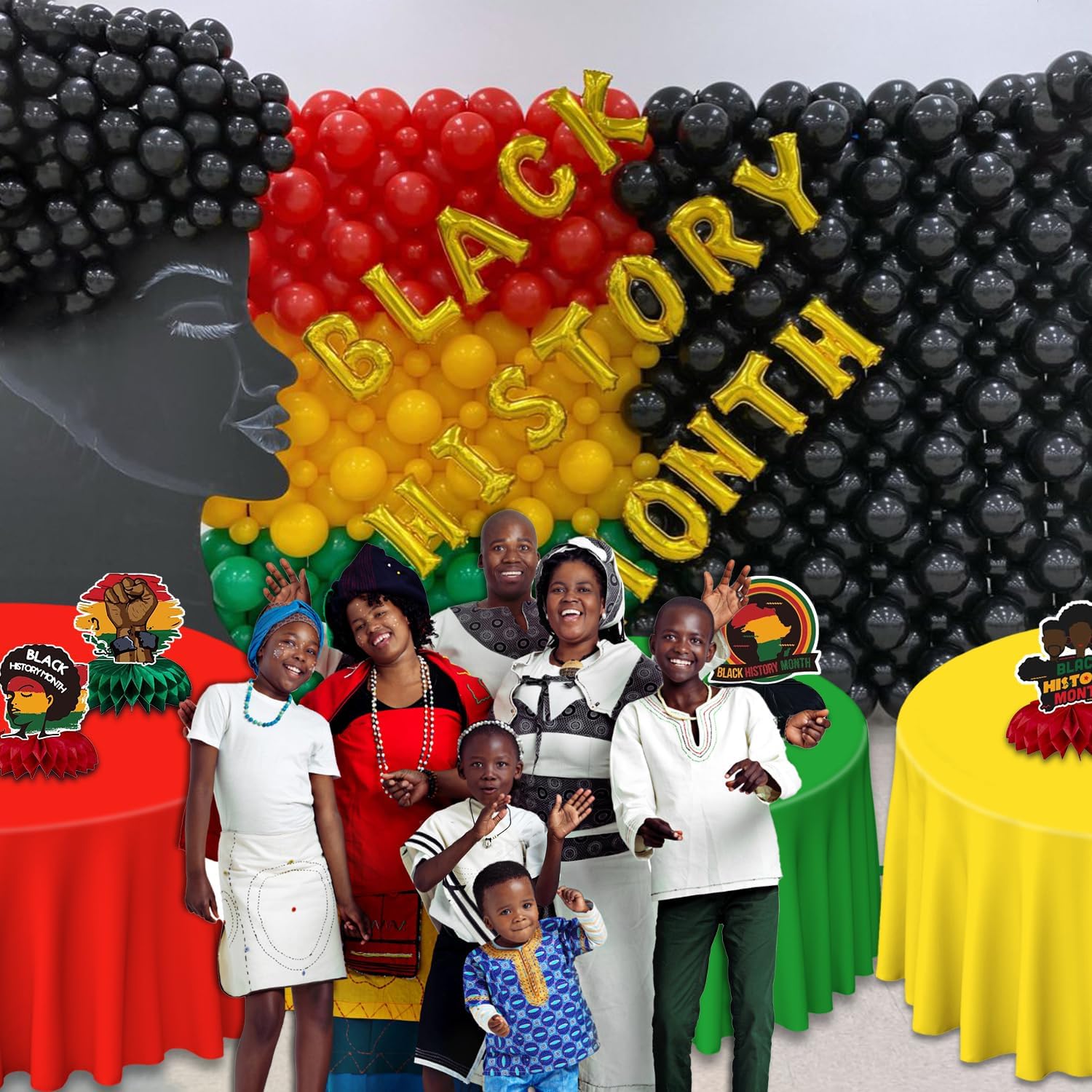 Christmas Round Plastic Tablecloth, 84In New Year Party Supplies Red Green Yellow Disposable Tablecover for Xmas Christmas Events Weddings Birthday Baby Shower (6)