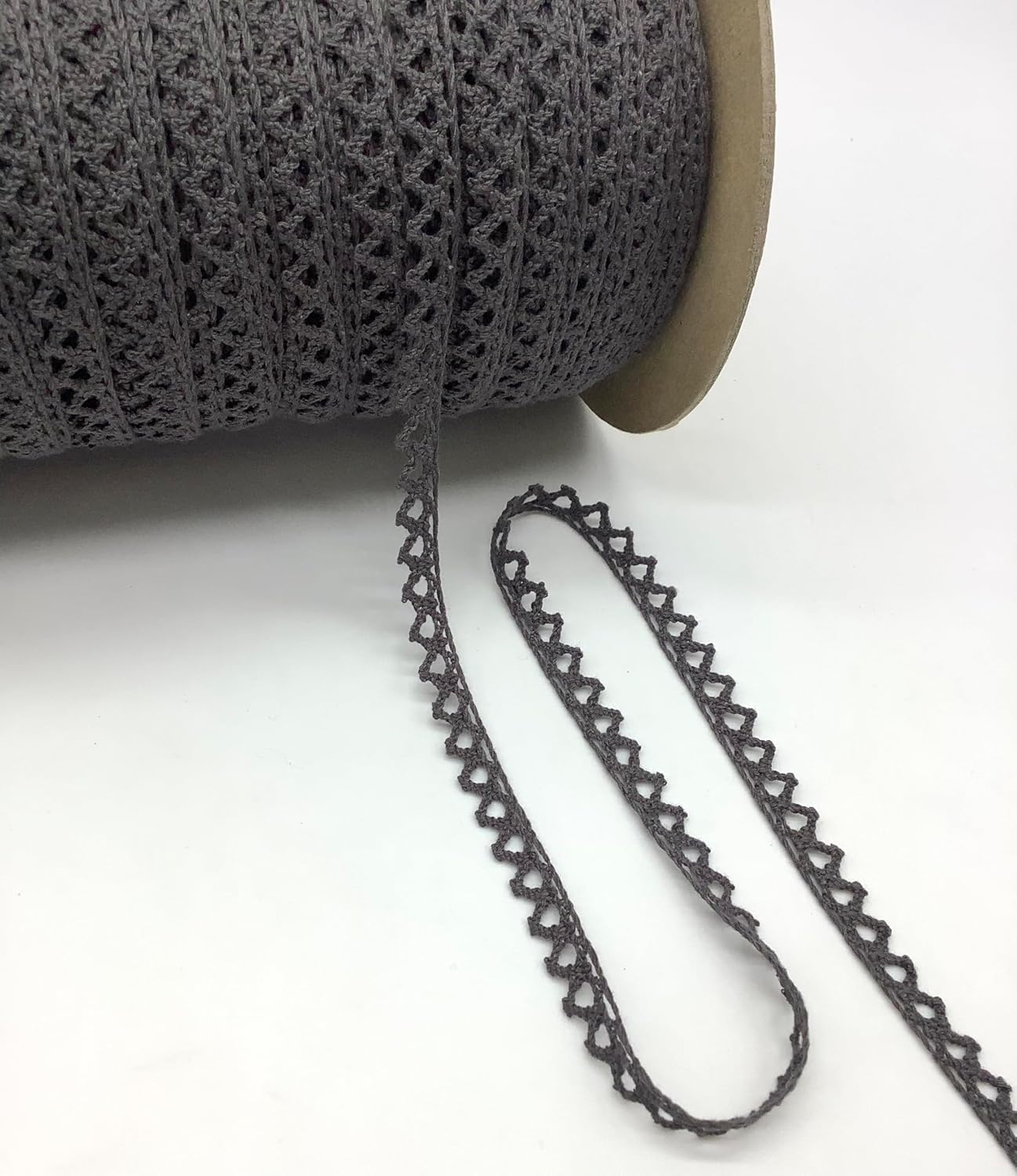 3/8" 100% Cotton Cluny Lace - Sawtooth Crochet Lace Design - 18 Yards (Cocoa)