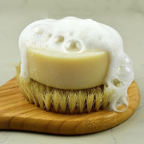 Miniatura 4 de Barra de jabón Manly Manly Man, 1 jabón natural hecho a mano para hombre en una lata de regalo de bajo desperdicio, aroma masculino clásico, regalo