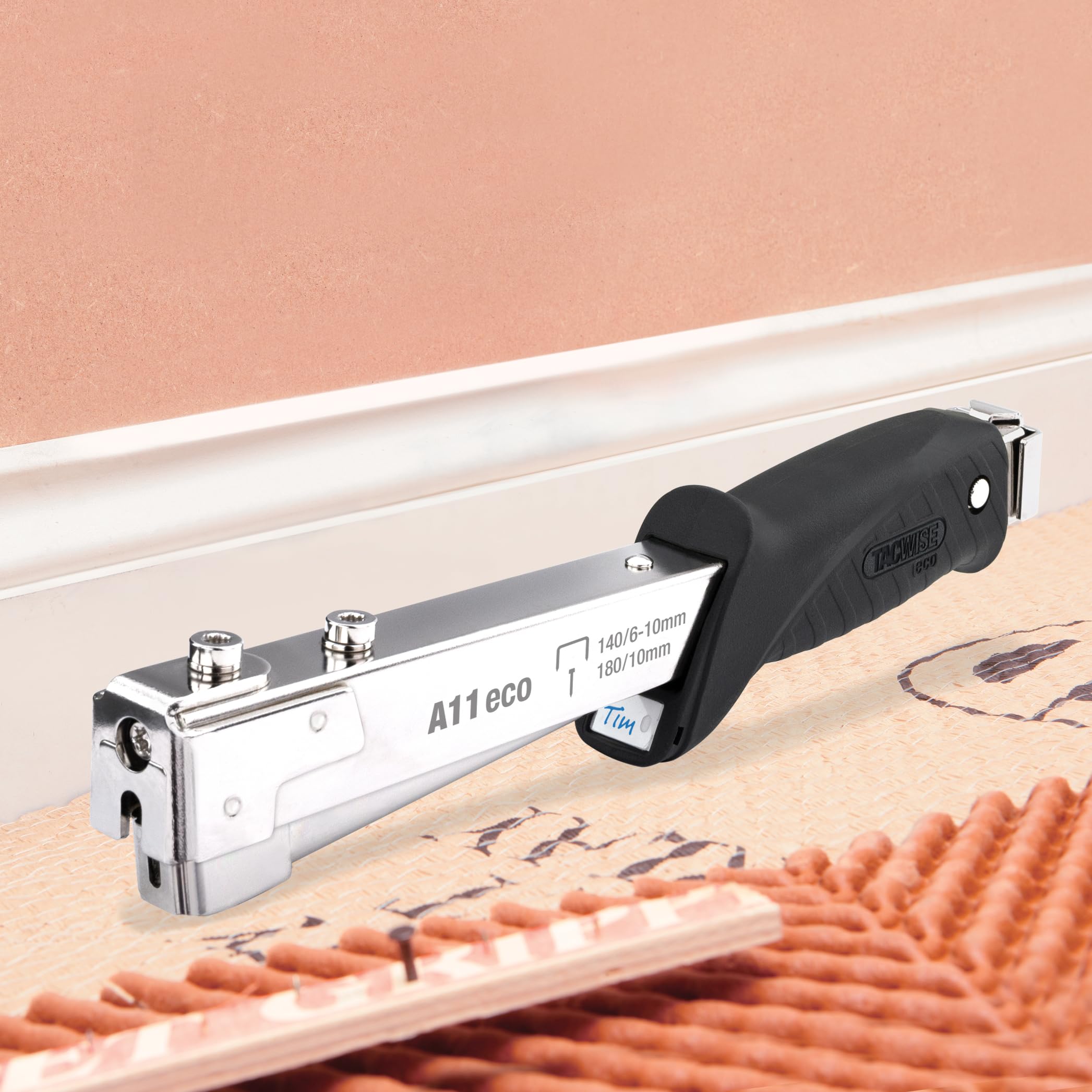 Tacwise 1793 ECO A11 Marteau Agrafeuse/Cloueuse avec 500 Agrafes de Type 140, 500 Clous de Type 18G et un ECO Dégrafeur