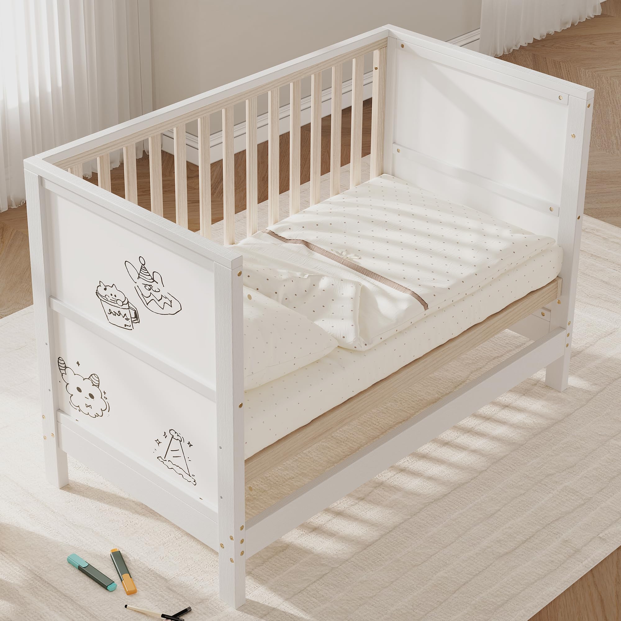 BTM Babybett Höhenverstellbar Babybett mitwachsend Baby Beistellbett/Kinderbett 60x120 mit Bemalbaren Tafeln Massivholz