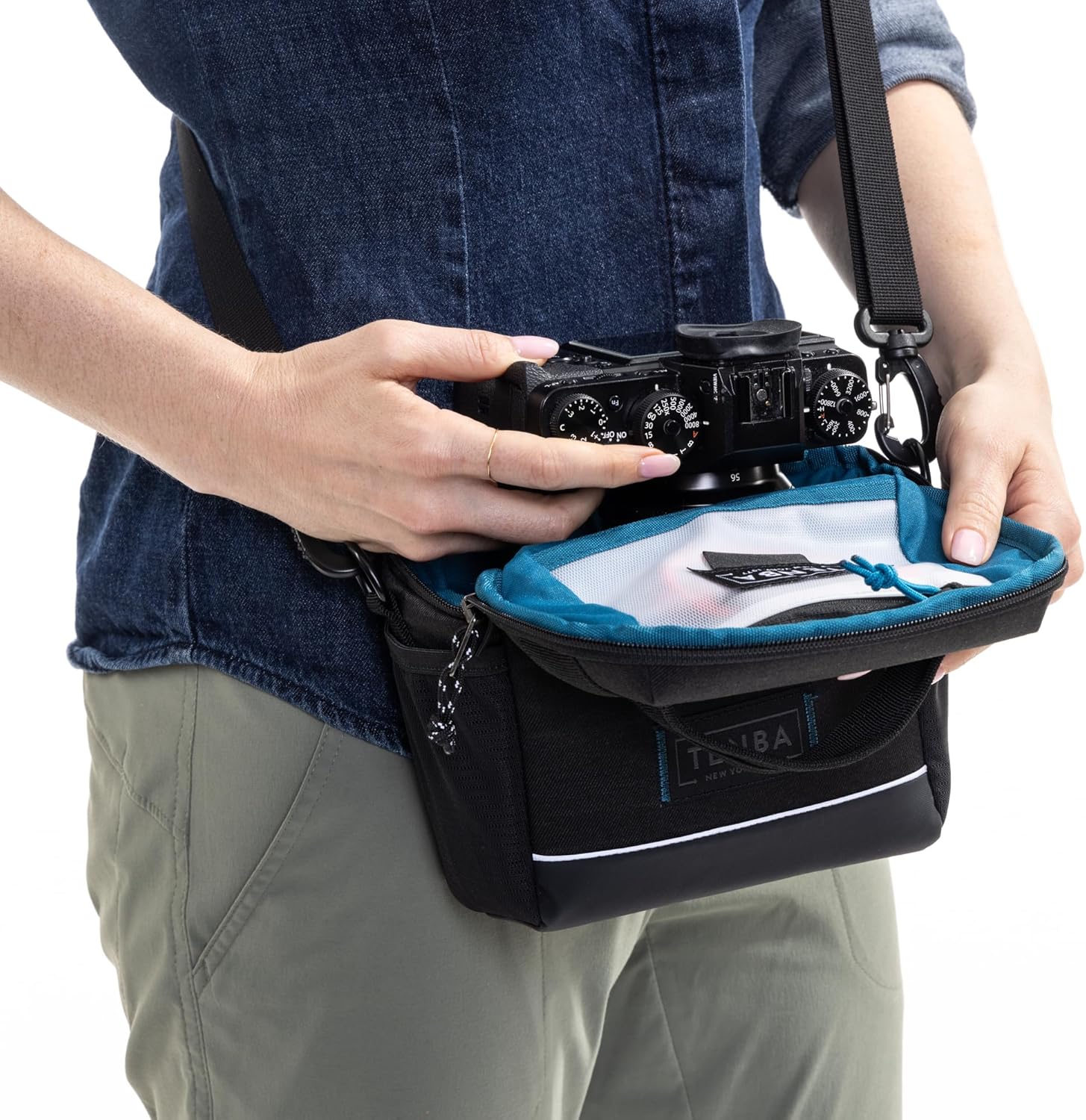 Tenba Skyline v2 Top Load 9 for Mirrorless and DSLR Cameras and Lenses - Black (637-776)