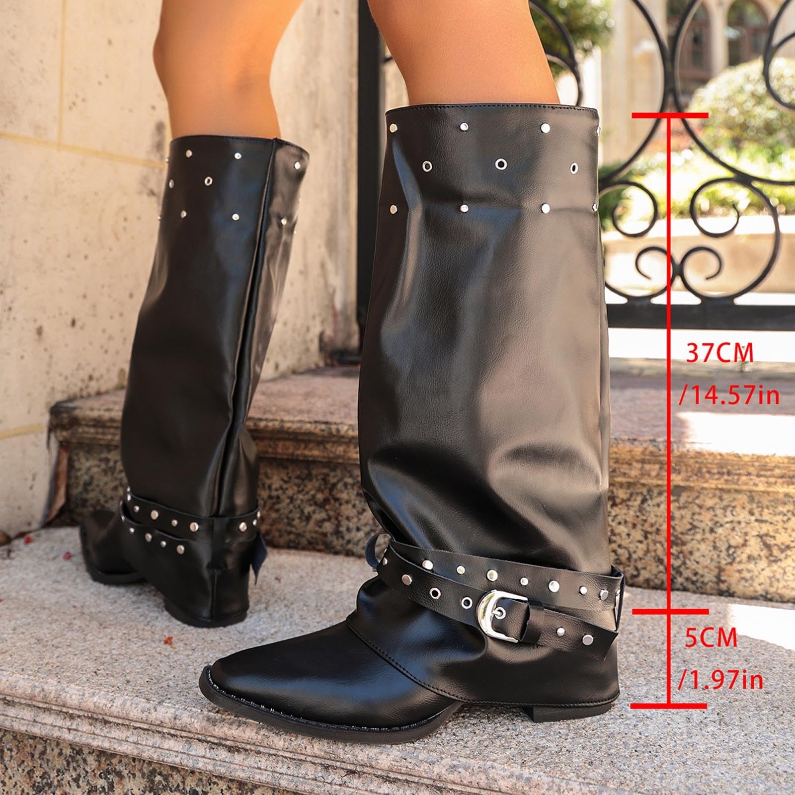 Eleganti stivaletti da donna con motivo floreale, fibbie regolabili sul gambale, versatili per l'uso quotidiano, ideali per la primavera, abbinati a jeans o abiti, antiscivolo