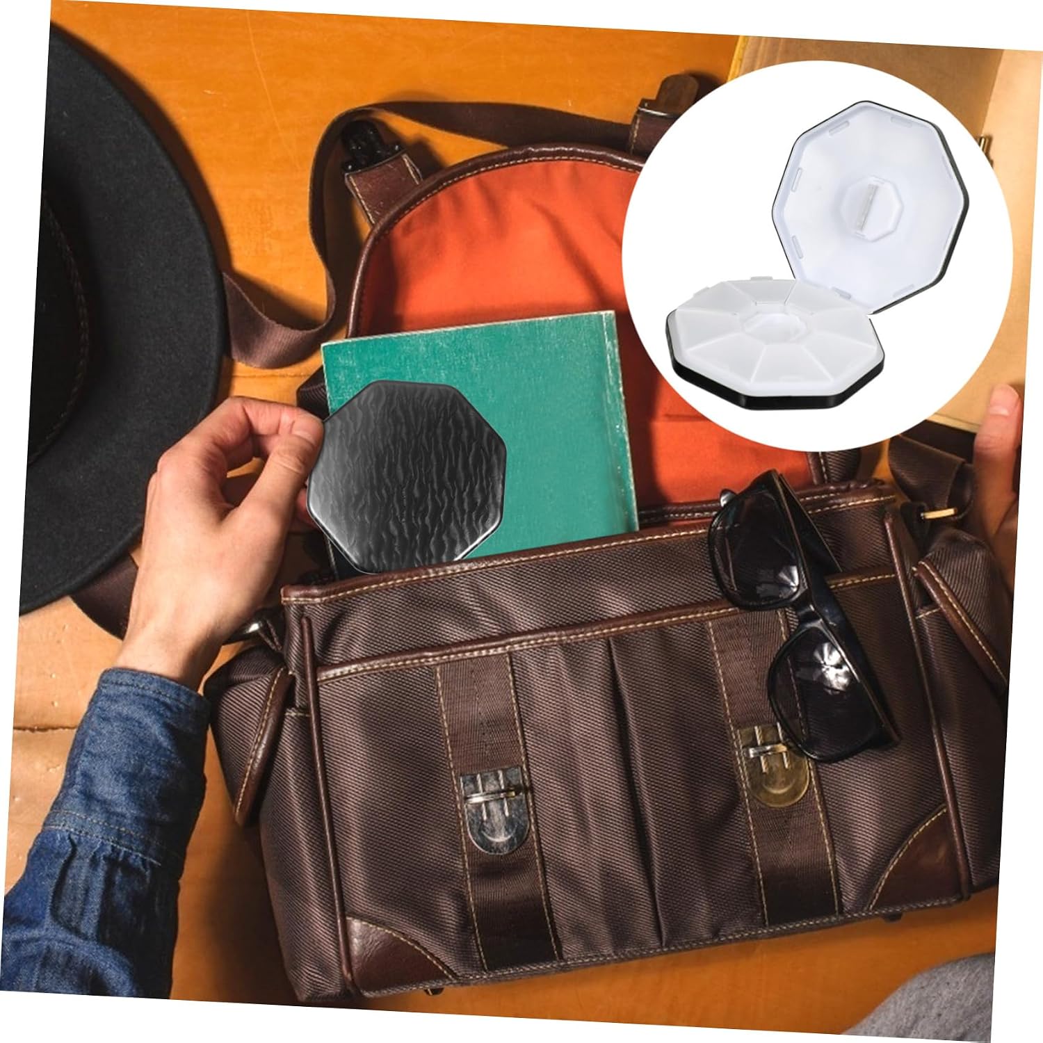 KOMBIUDA Cutter Healthcare Multifunctional Tablet Splitter for Easy Medication Management and Travel Portable Design for Elders