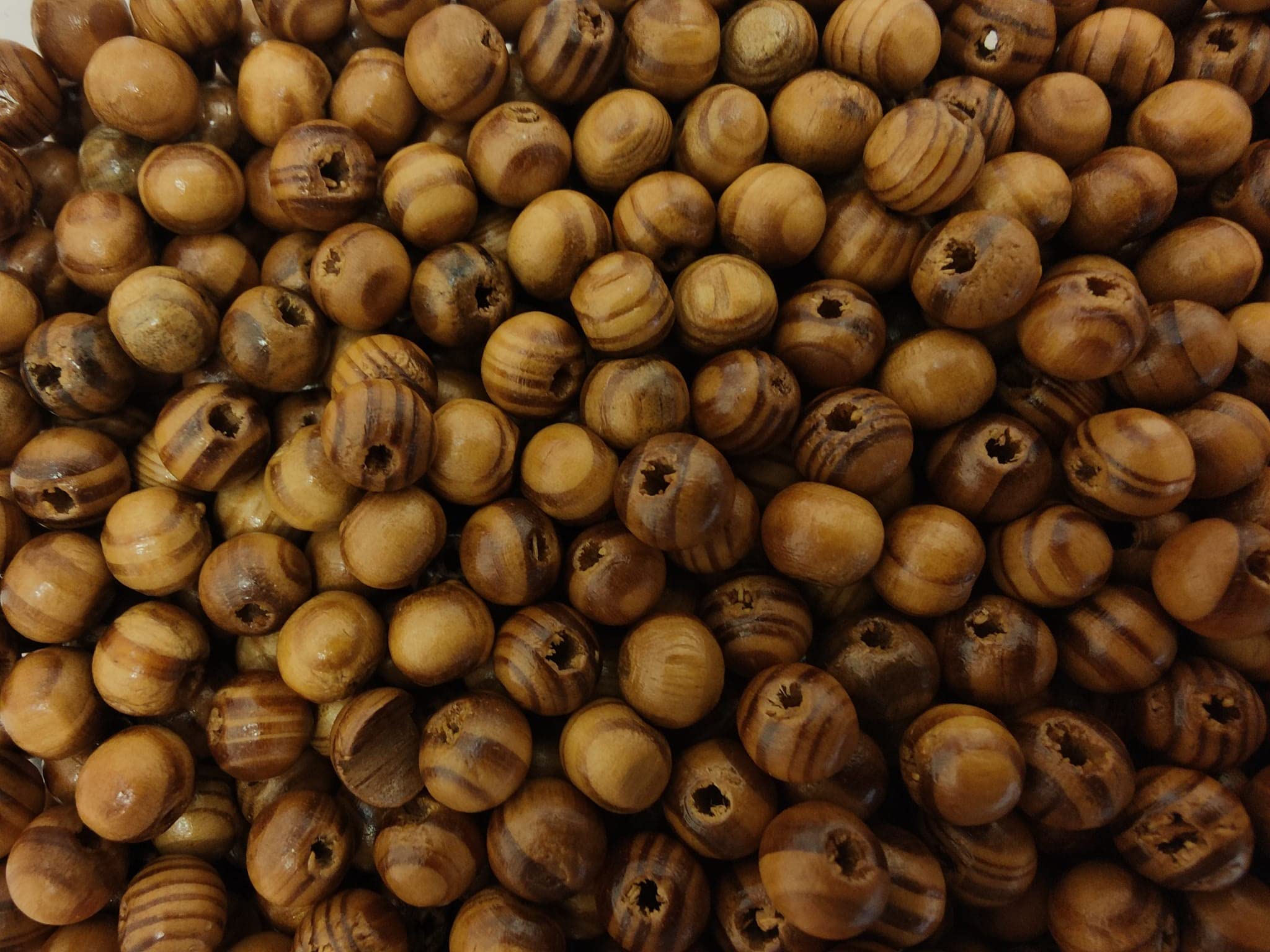 celloexpress Natural Wooden Round Beads Used for Handmade Jewellery or Macrame (Peru 8mm x 7mm (2.5mm Hole), Pack of 250) โ image 1