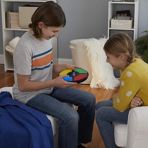 Miniatura 5 de Hasbro Gaming Simon - Juego de memoria electrónica de mano con luces y sonidos para niños a partir de 8 años