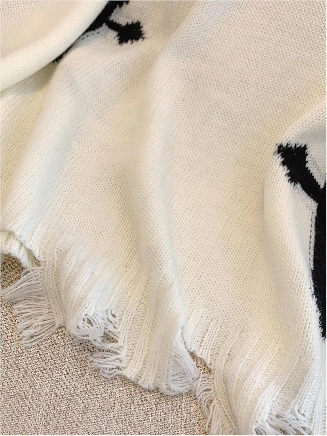 Verdusa Women's Cross Graphic Ripped Sweater V Neck Long Sleeve Drop Shoulder Casual Pullovers - Image 5